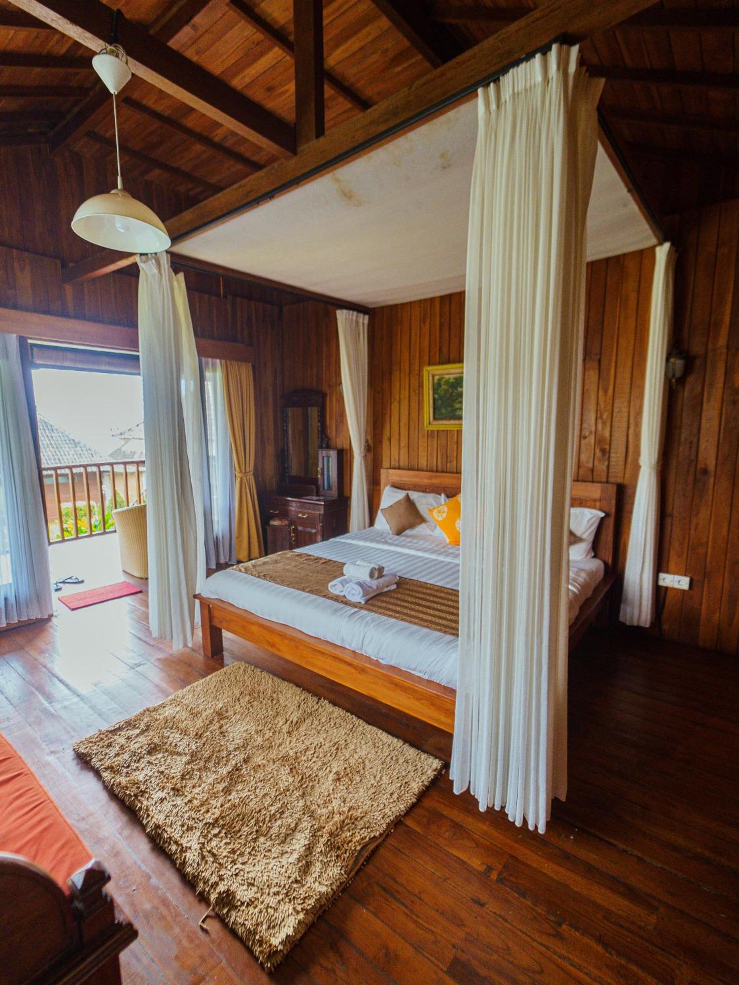 Sande 3* Munduk (Bali)