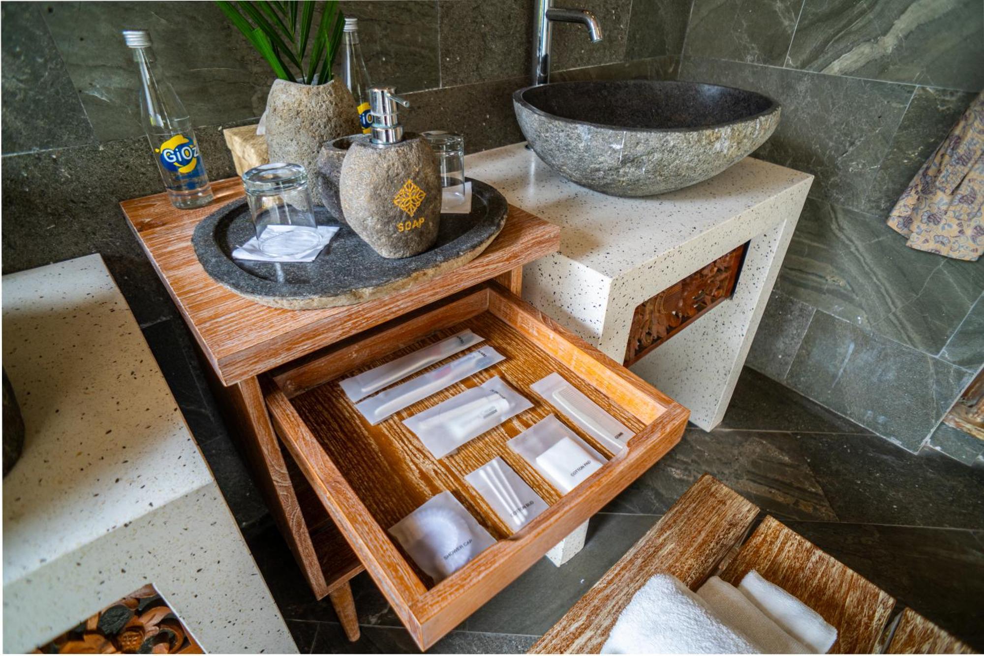 Villa Vivara Bali Private Pool & Retreat