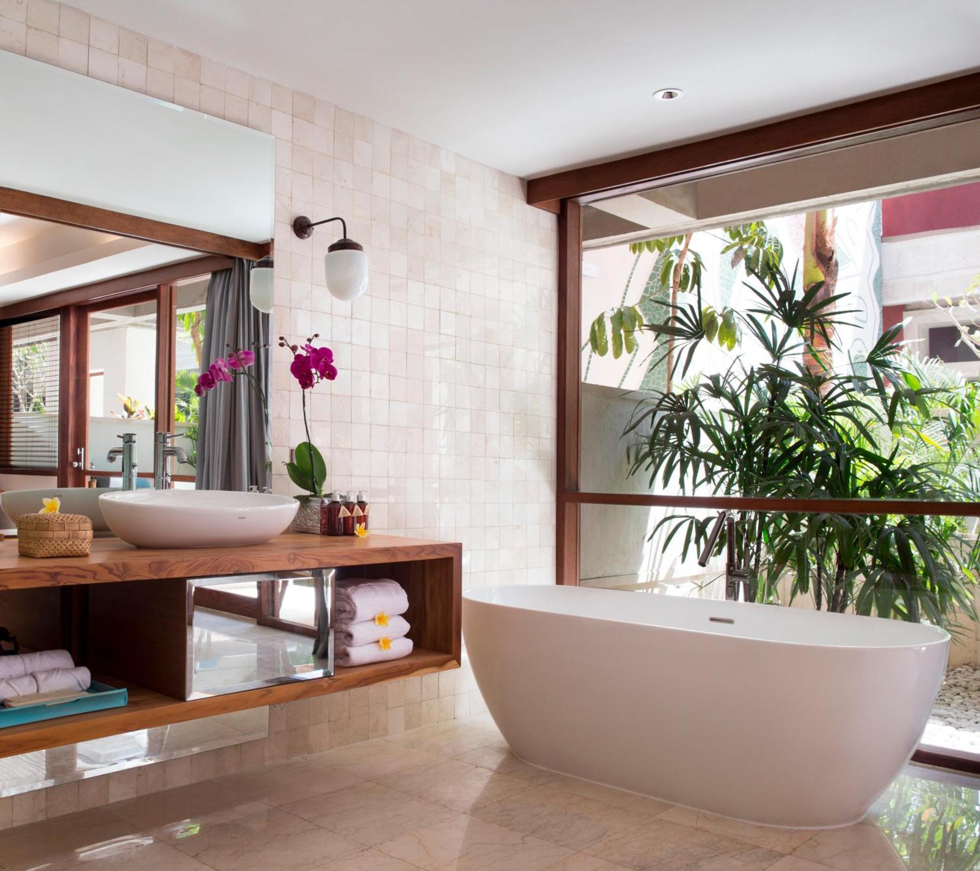 Hotel Amnaya Kuta 4*