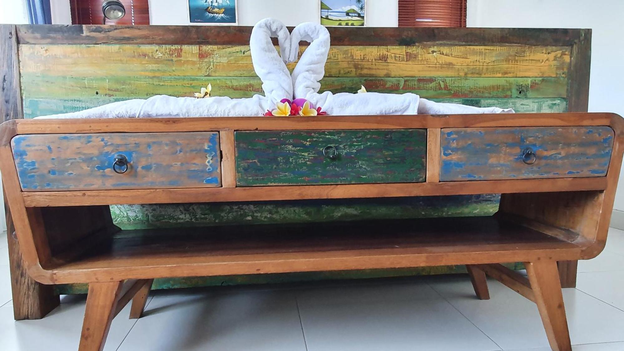 Santai Guest house 3*