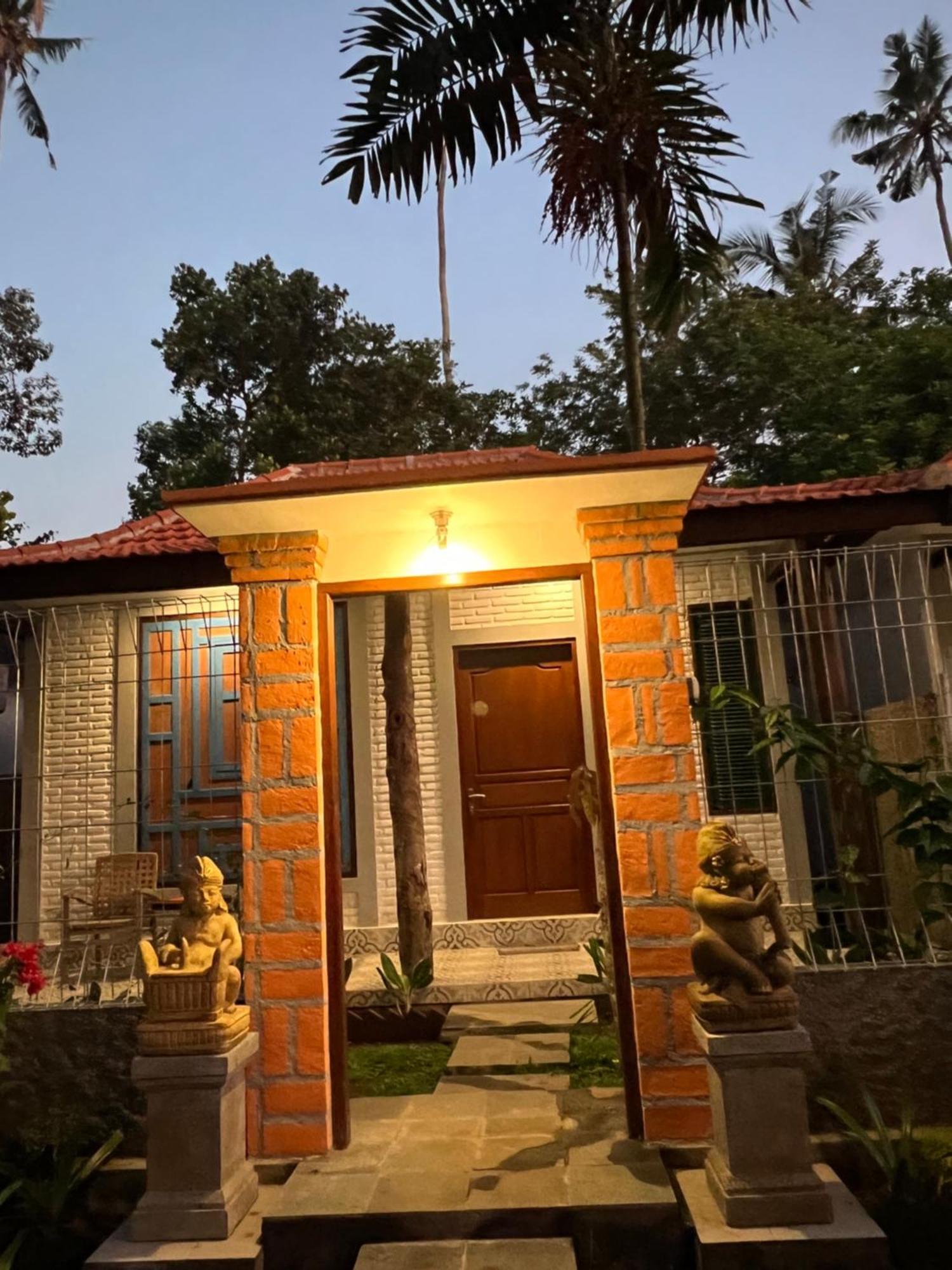 Santai 3* Karangasem (Bali)