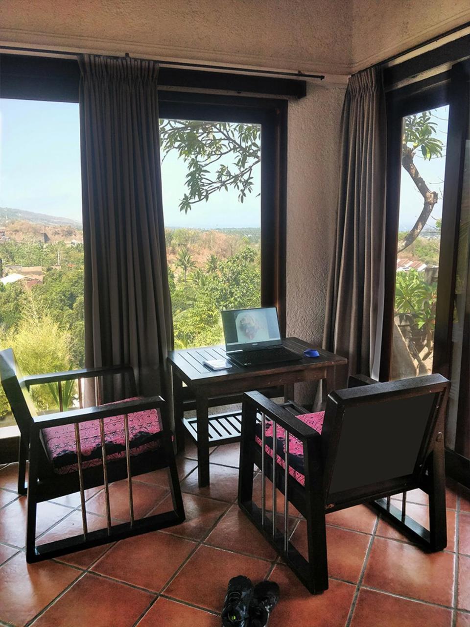 The Dharma - Mountain, Sea & Sunset View - Private W Starlink - 5br Villa