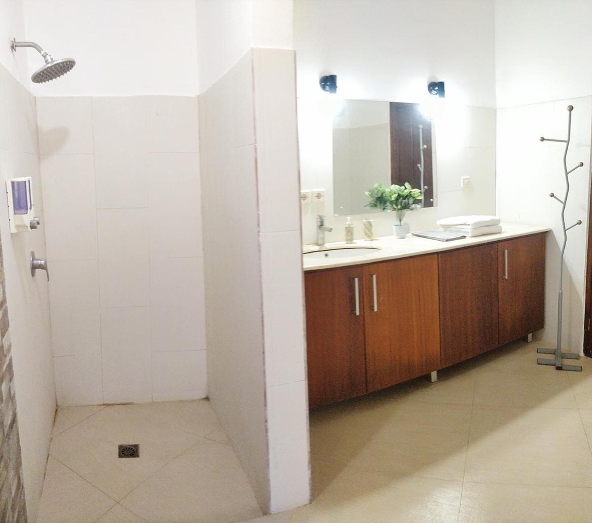 The Dharma - Mountain, Sea & Sunset View - Private W Starlink - 5br *