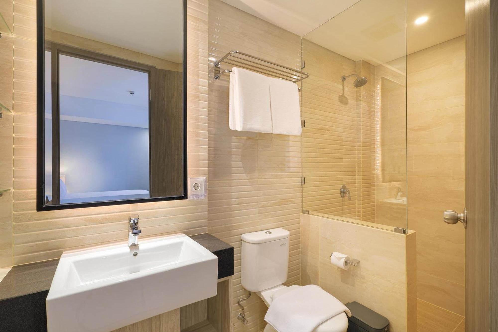 Resort Royal Regantris Kuta 4*