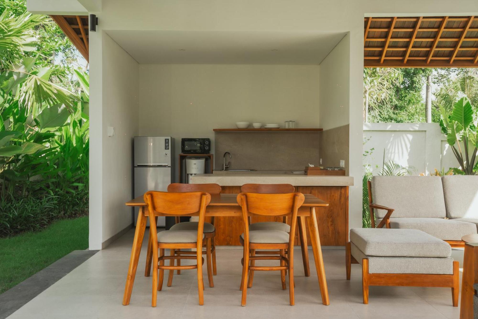 Arpana Luxury Private Pool Villa *