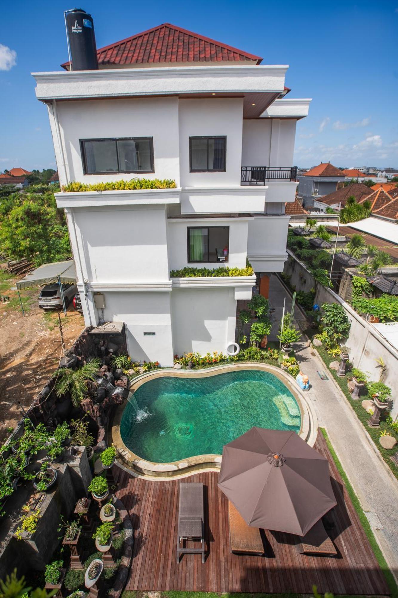 Bali 2 *