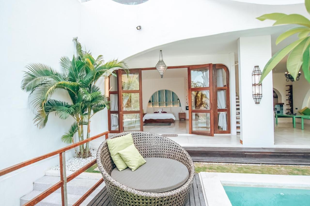 Nazeki Villa