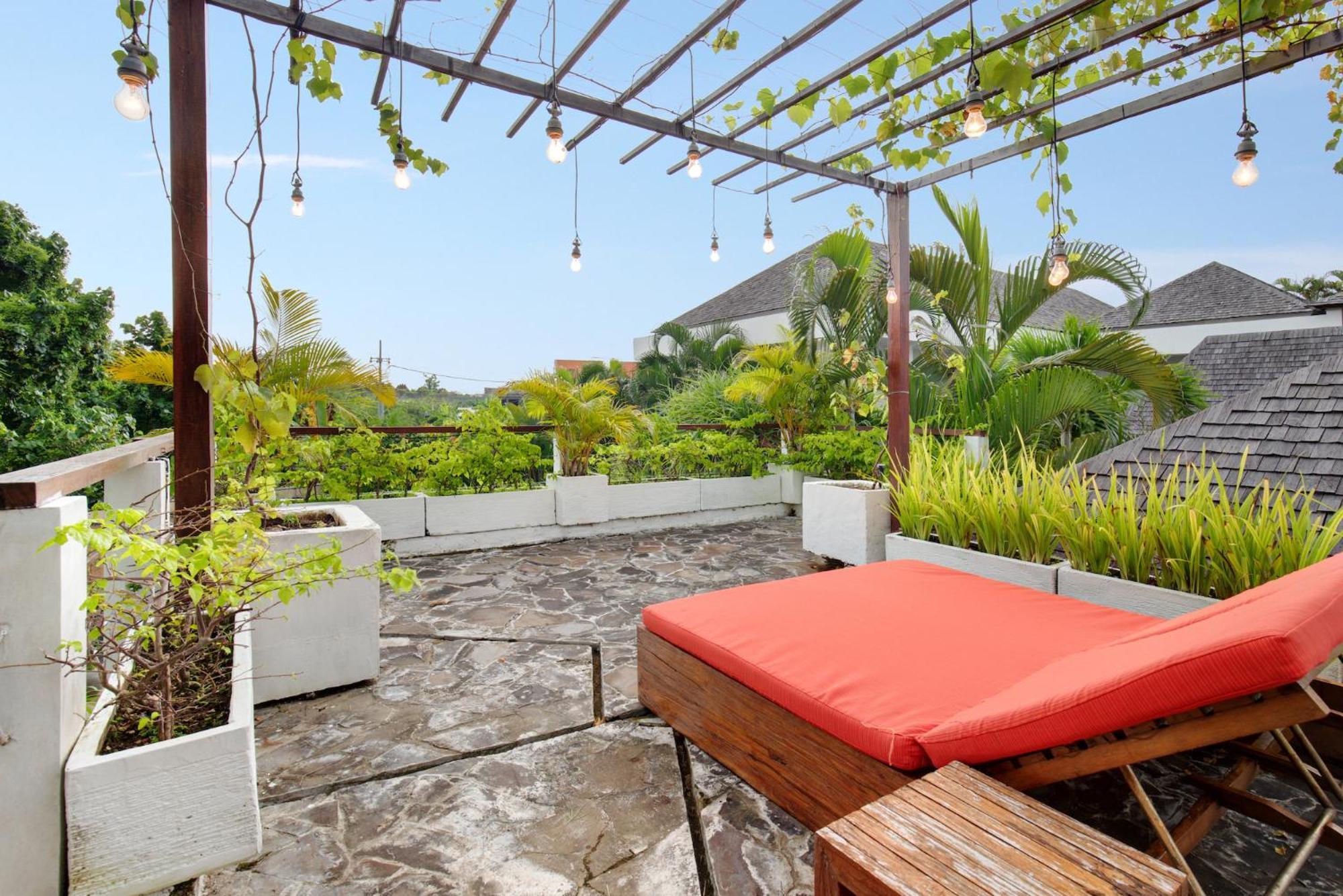 Villa Think Know - Think Again! Stunning Large Luxxe 7bed *