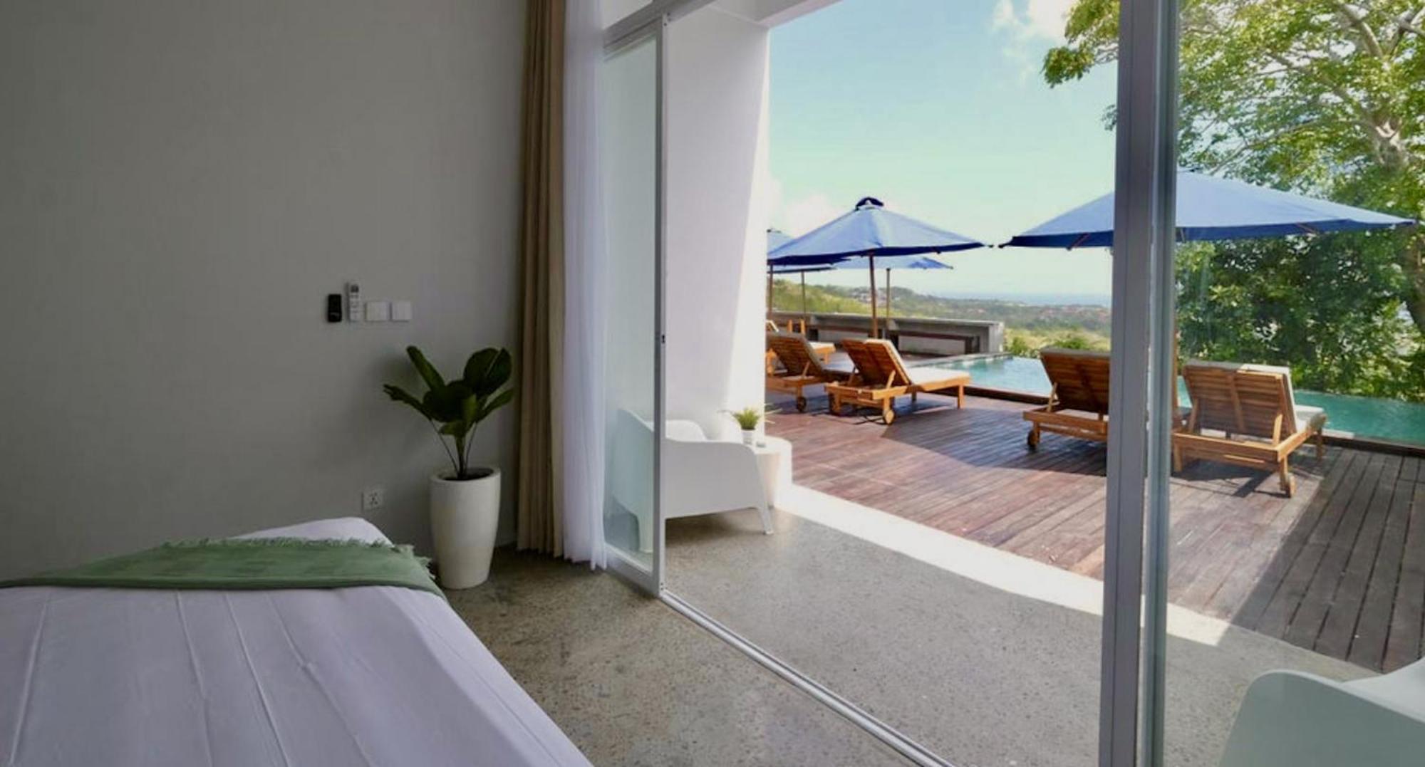 Elevate - Uluwatu, Bali * Uluwatu (Bali)