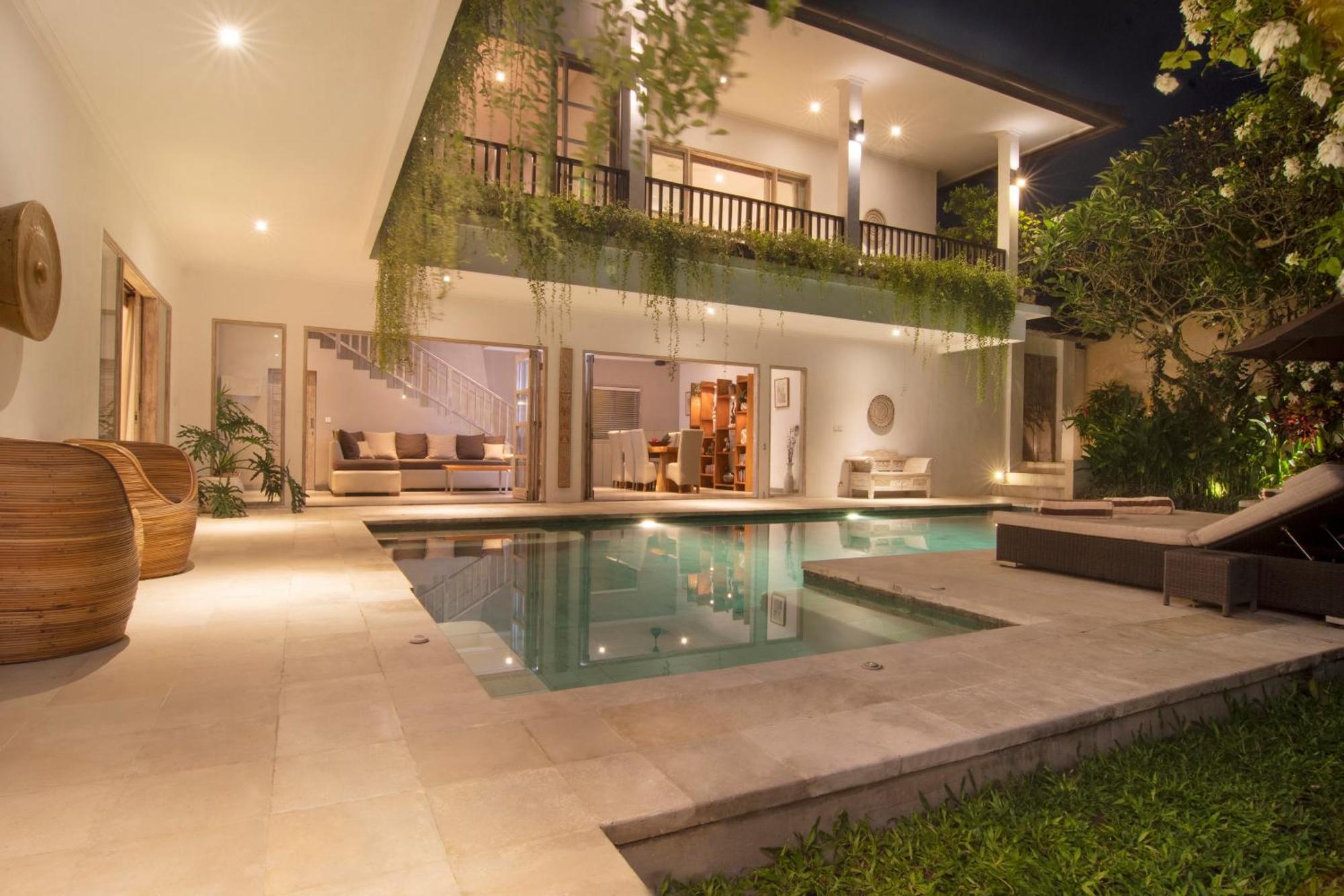 Puri Temple Villa Canggu (Bali)
