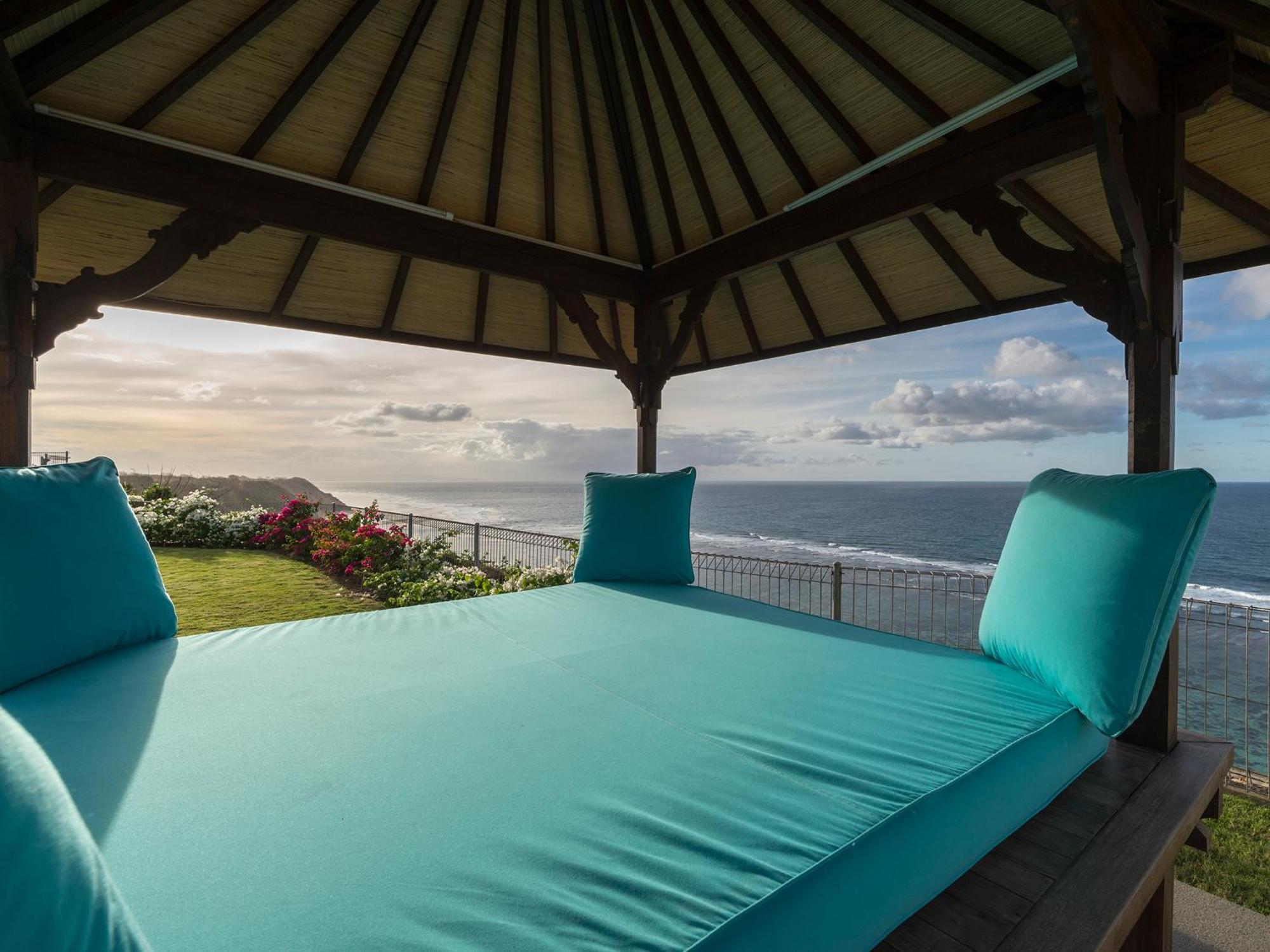 Villa Pandawa Cliff Estate *