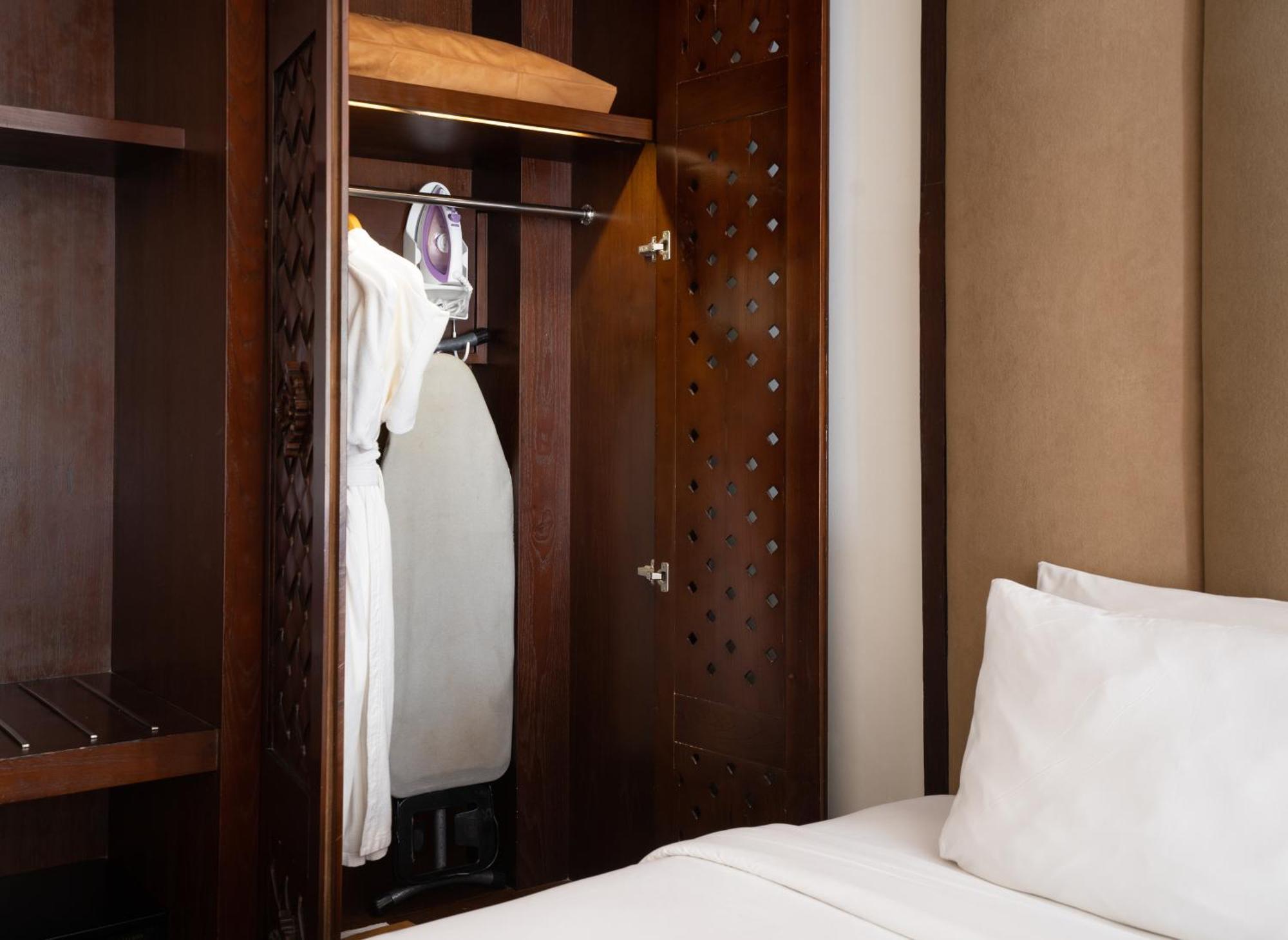 Merusaka Nusa Dua 5*
