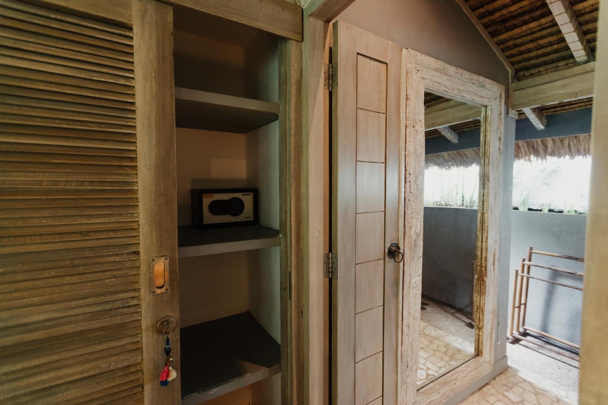Guest house Maylie Bali &