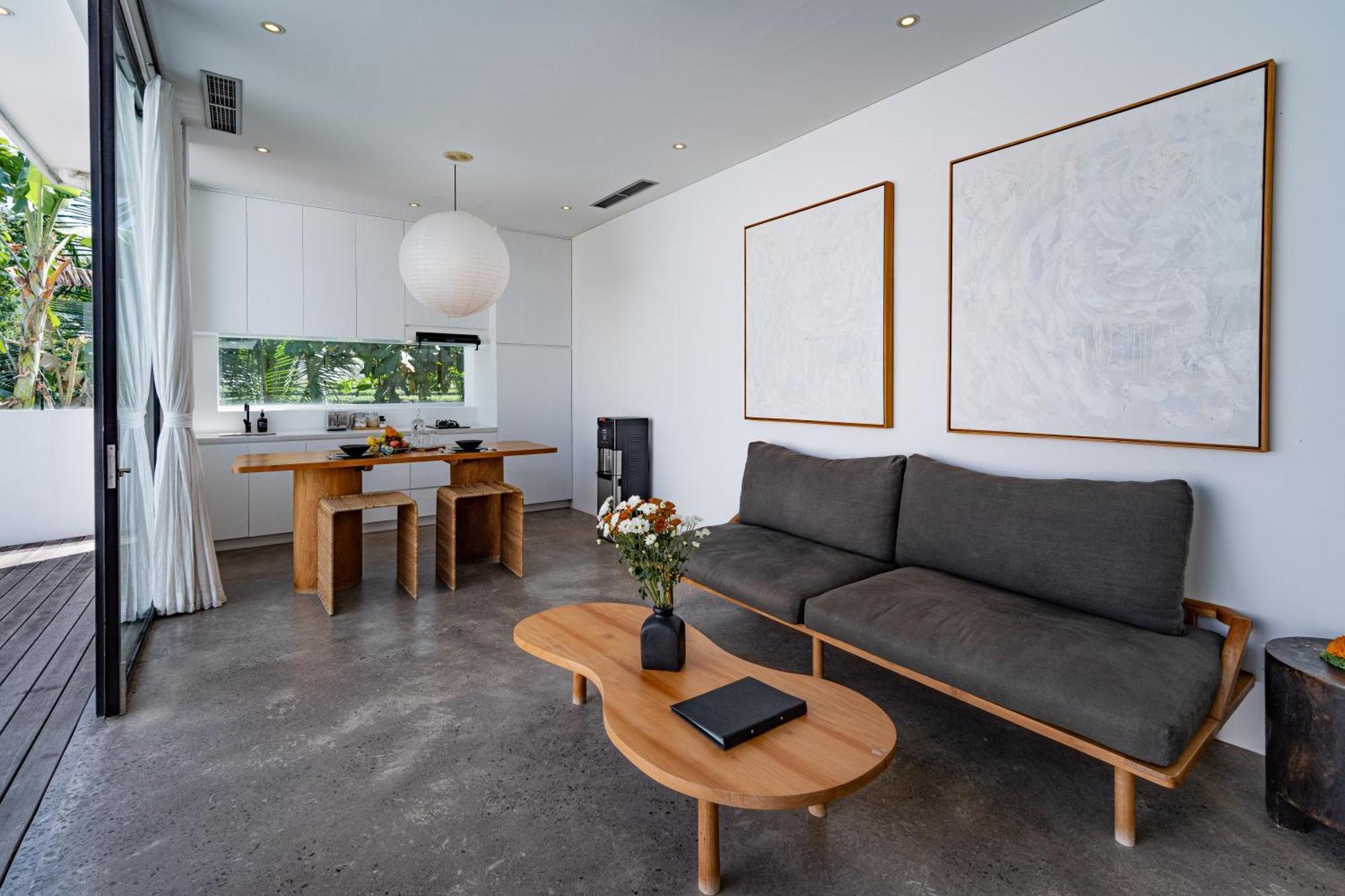 Villa Secluded 1br Pool With Ricefield View In Berawa, 5mins Ride To Canggu (Bali)