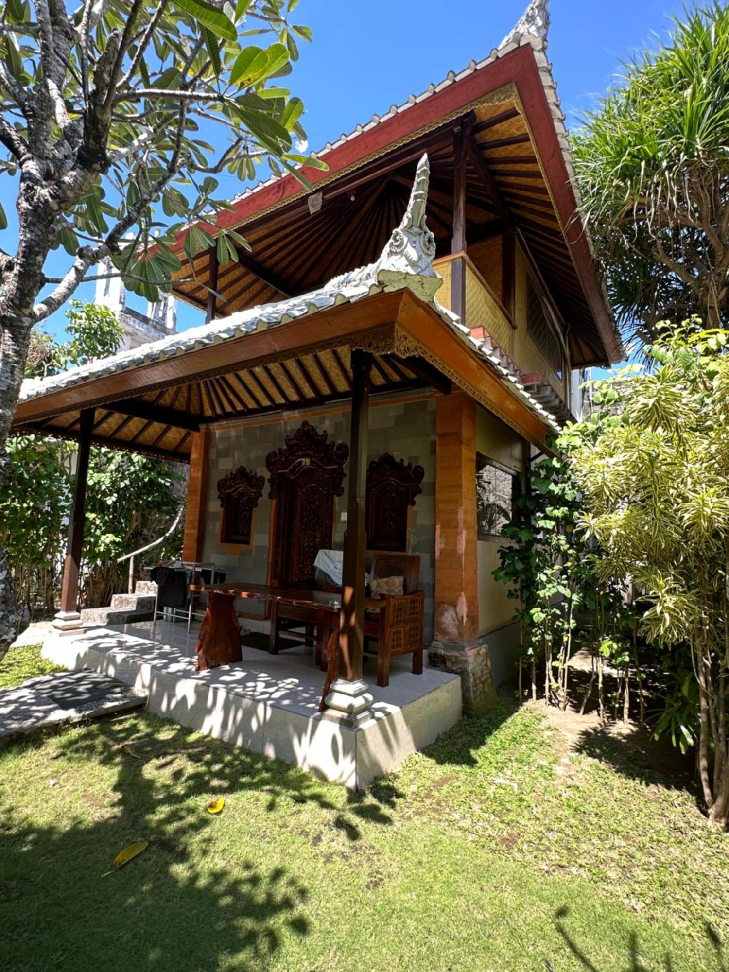 Taman liburan Ketut Losmen Nusa Lembongan (Bali)