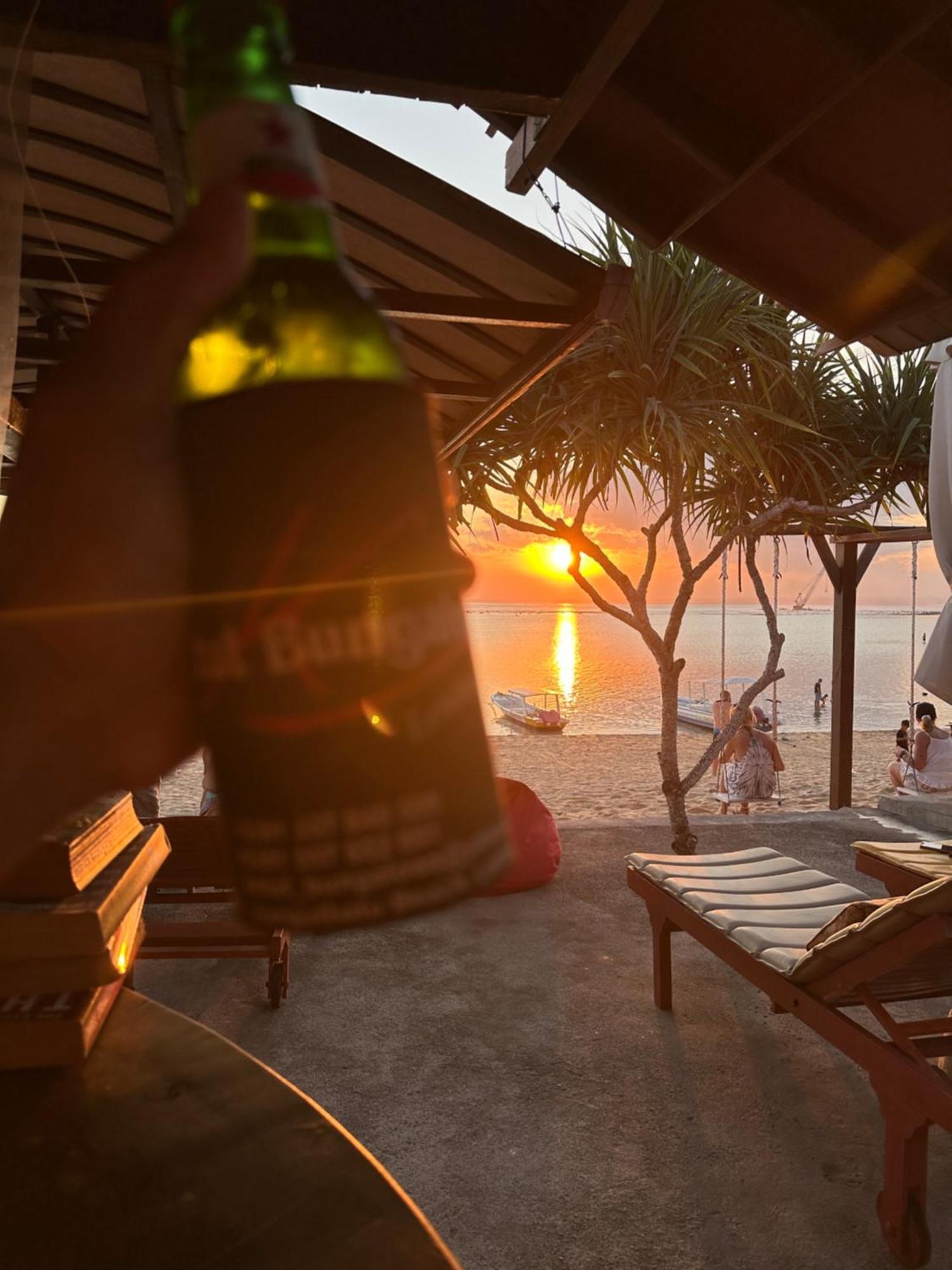 Taman liburan Ketut Losmen Nusa Lembongan (Bali)