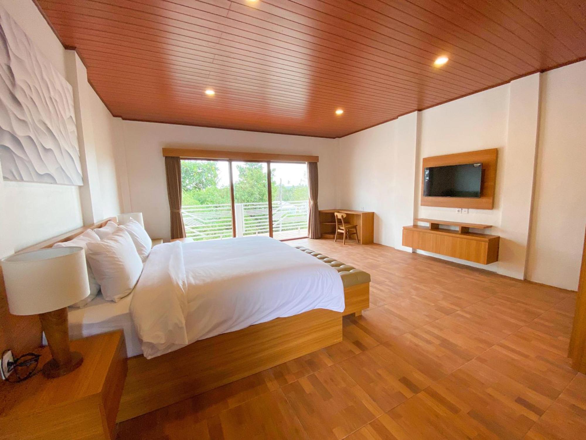 Hotel Made 77 Managed By Manara Canggu (Bali)