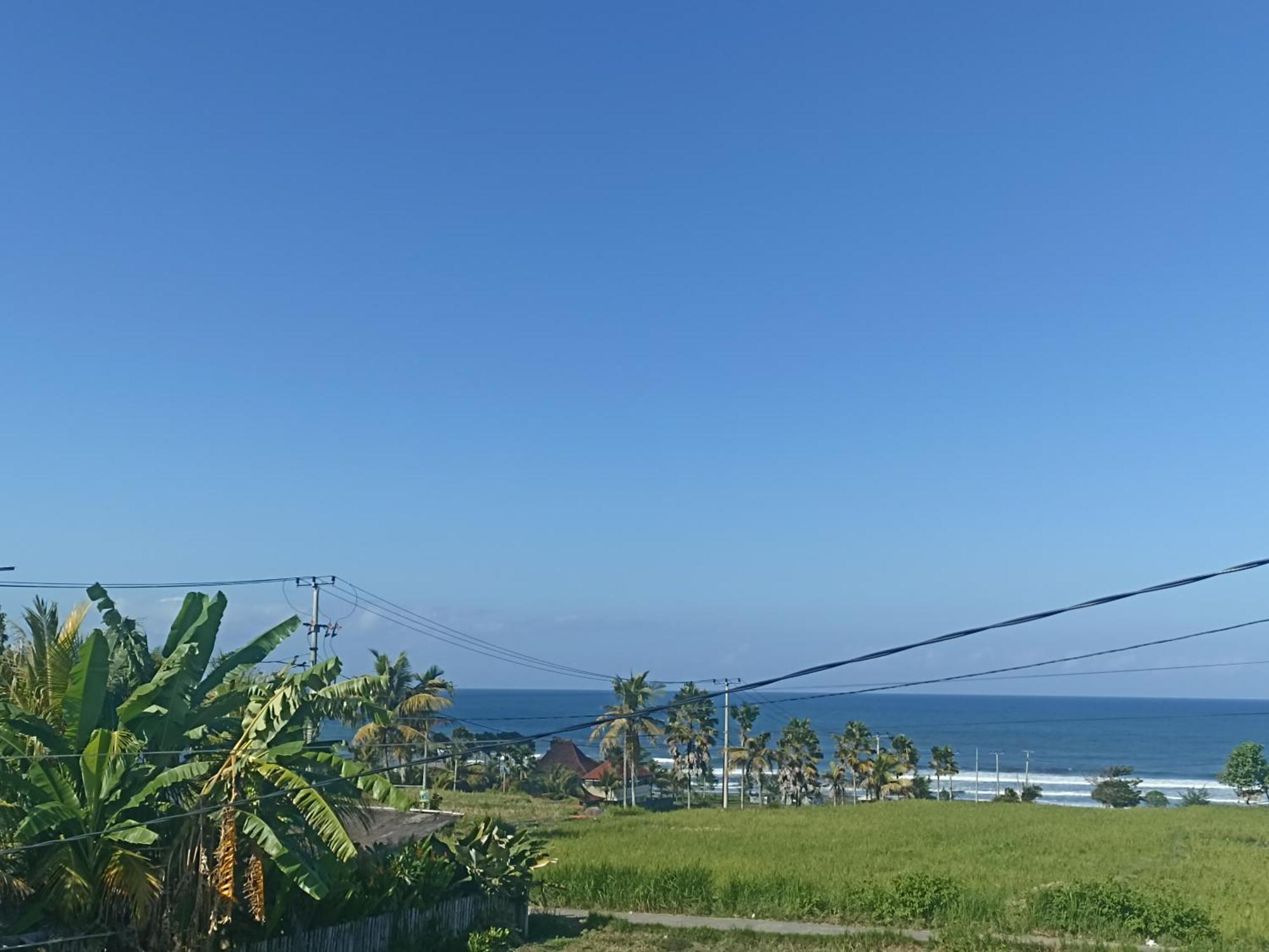 Ayolah Surf House &surf Camp Jembrana (Bali)