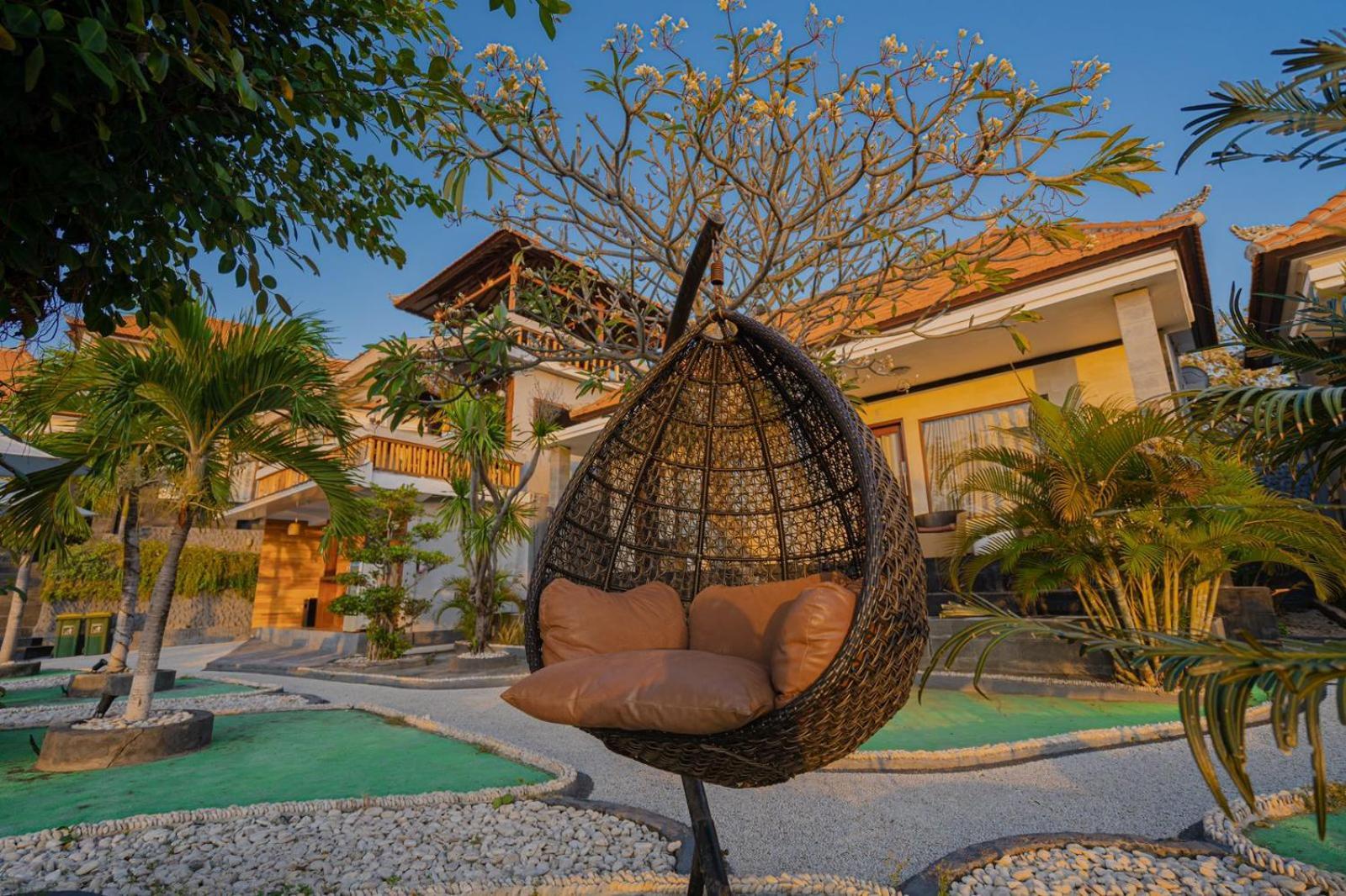 Hotel Pandawa & Seaview 4*