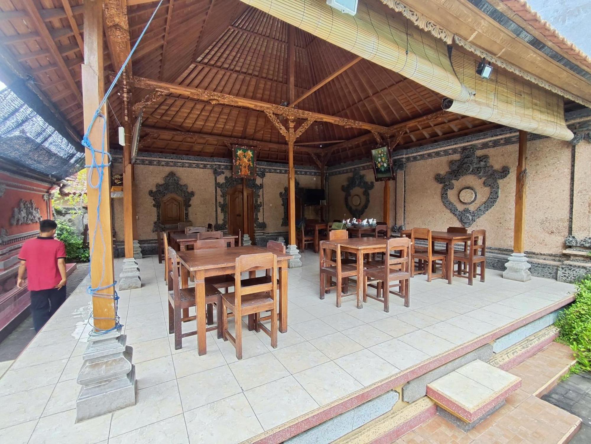 Guest house Adus