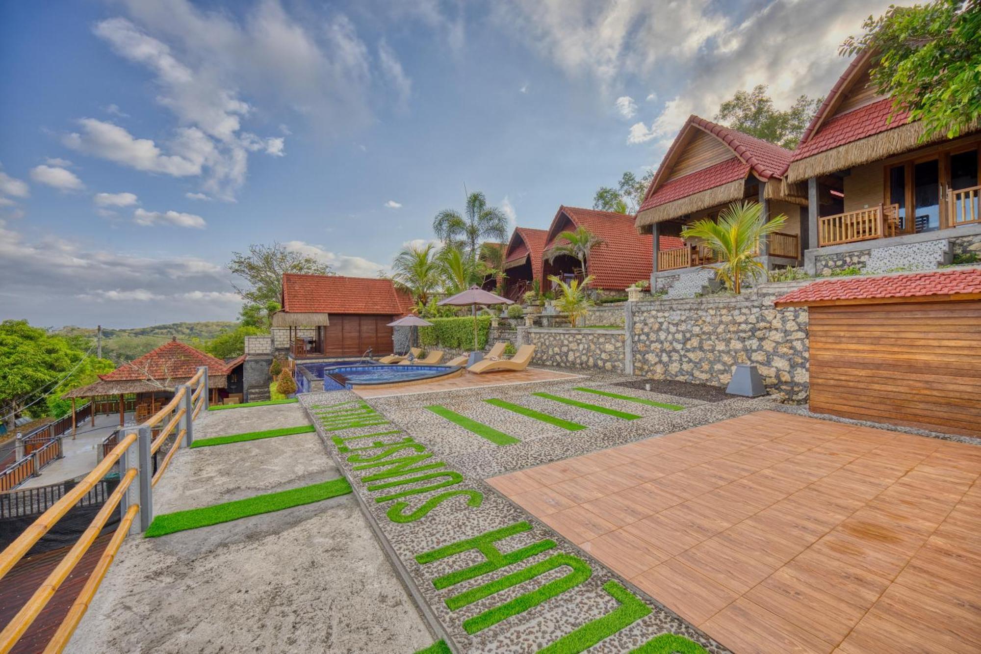 Sebuluh Sunset Hill