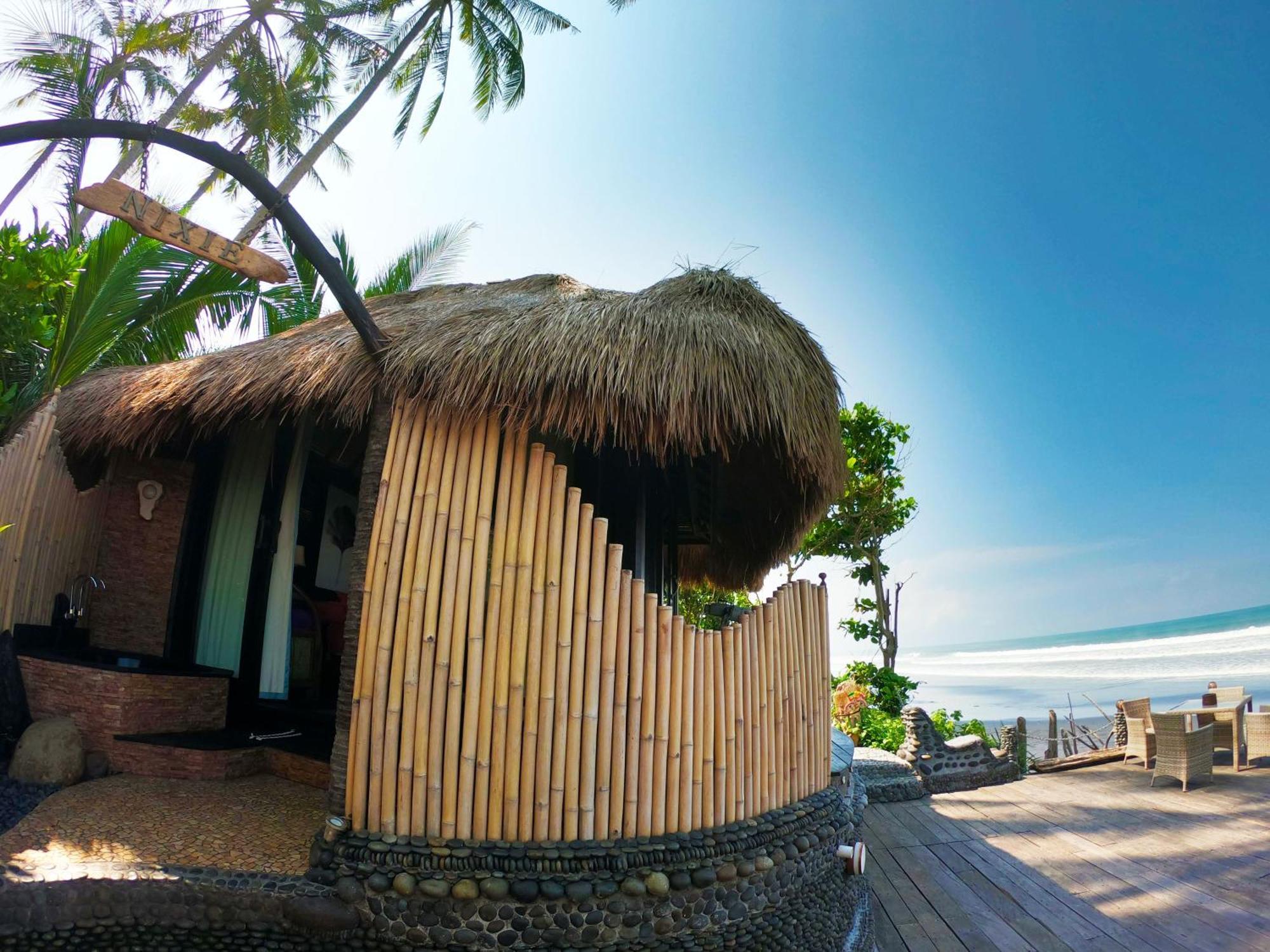 Villa Beachfront Nixie And The Sea *