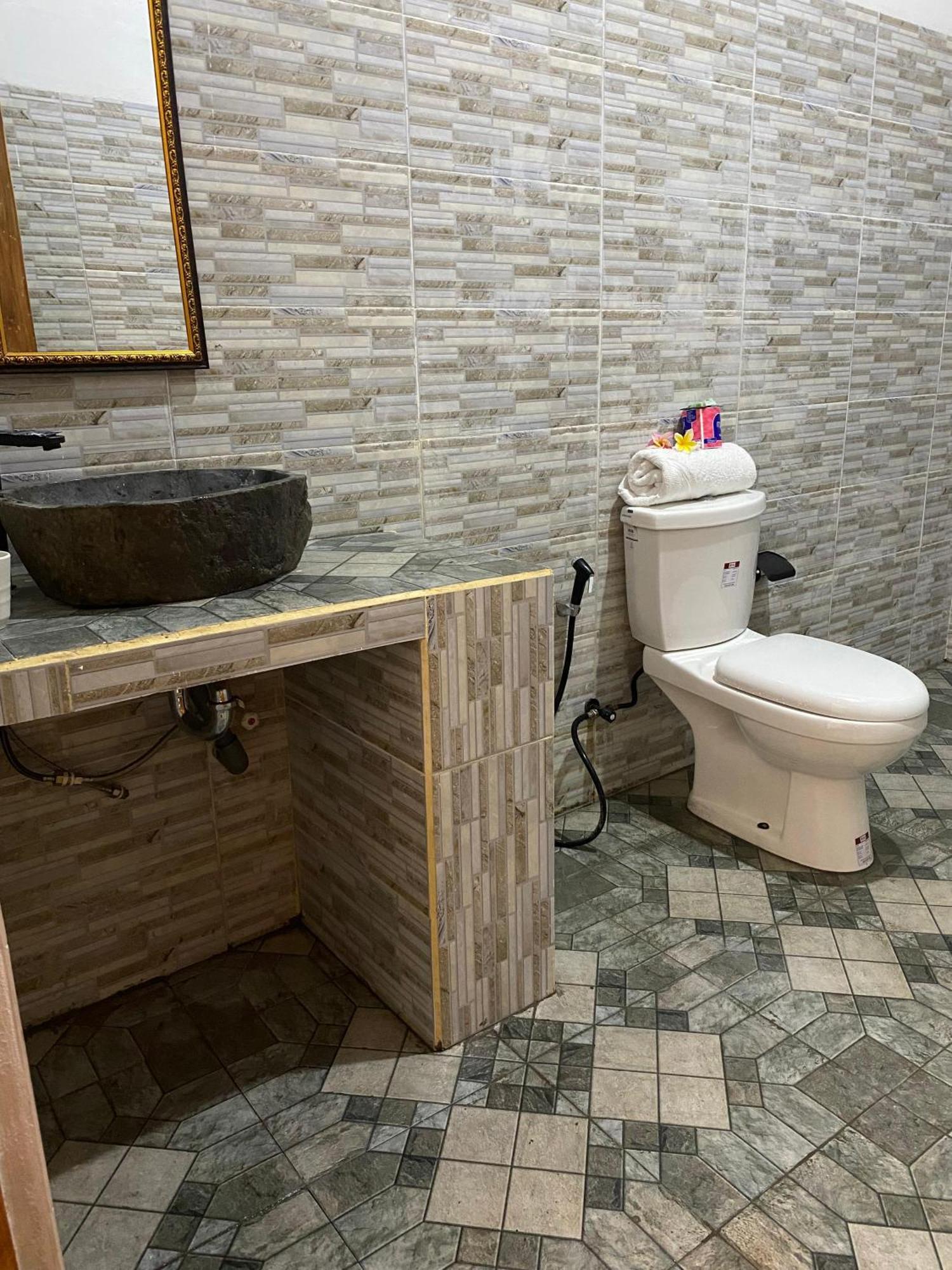 Jepun Lovina Guest house