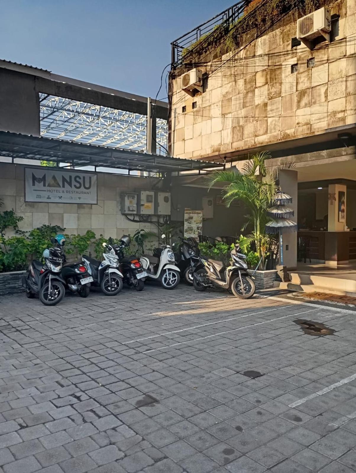 Hotel Mansu And Legian Kuta (Bali)