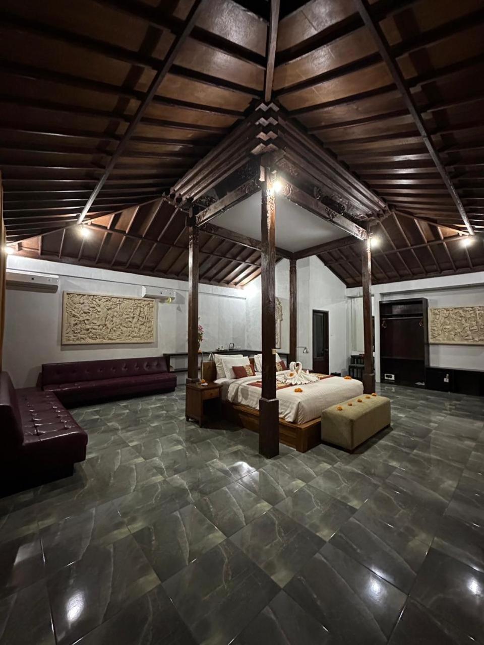 Inn Kampoeng Joglo Abangan 3*