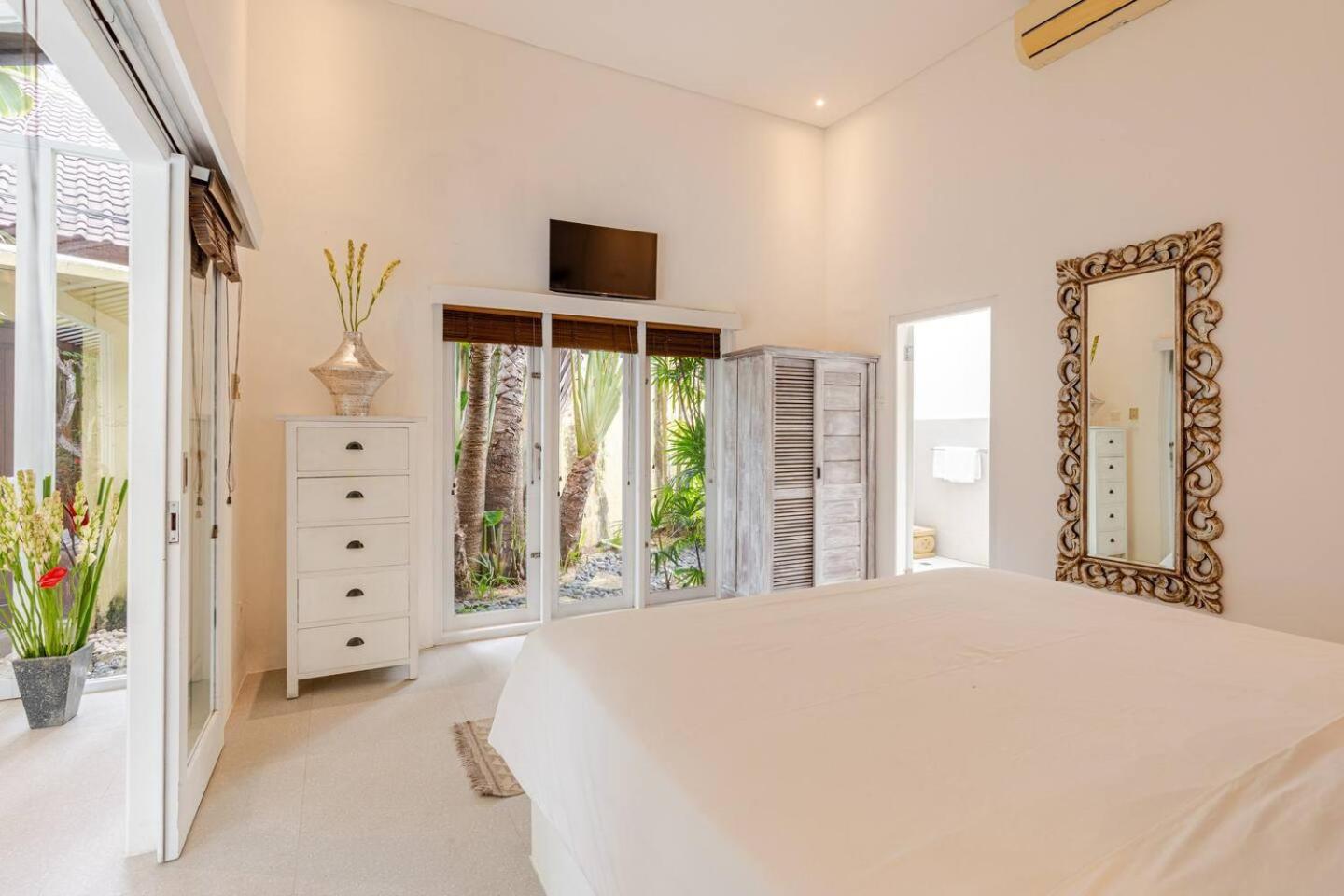 Sitara, Sitara Group * Seminyak (Bali)