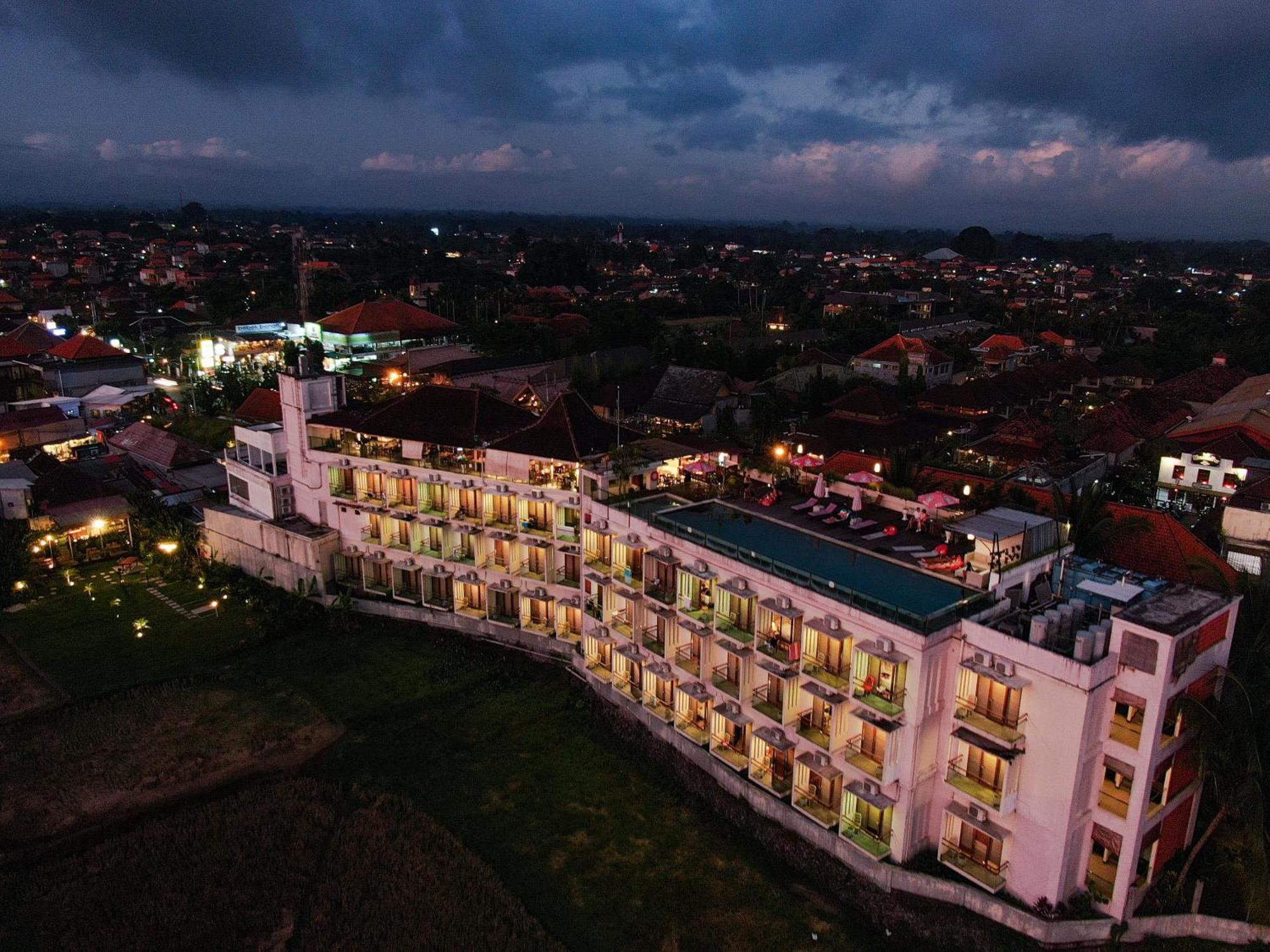 Resort The Evitel