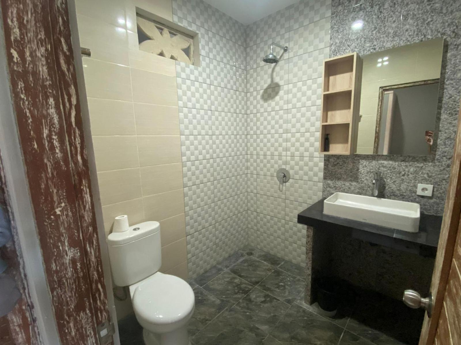 Rusty Guest house Seminyak (Bali)