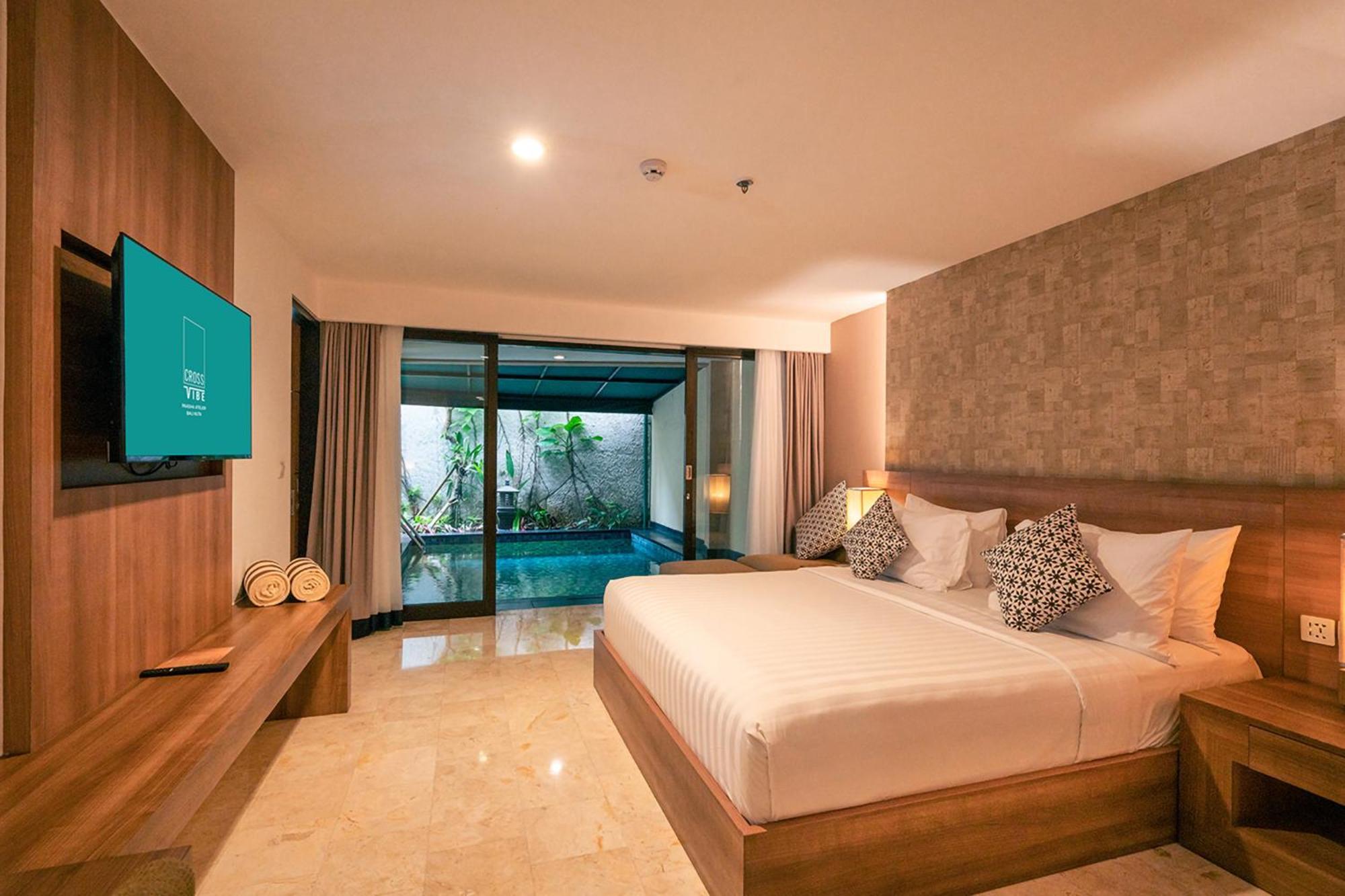 Cross Vibe Paasha Atelier Bali Kuta Hotel 4*