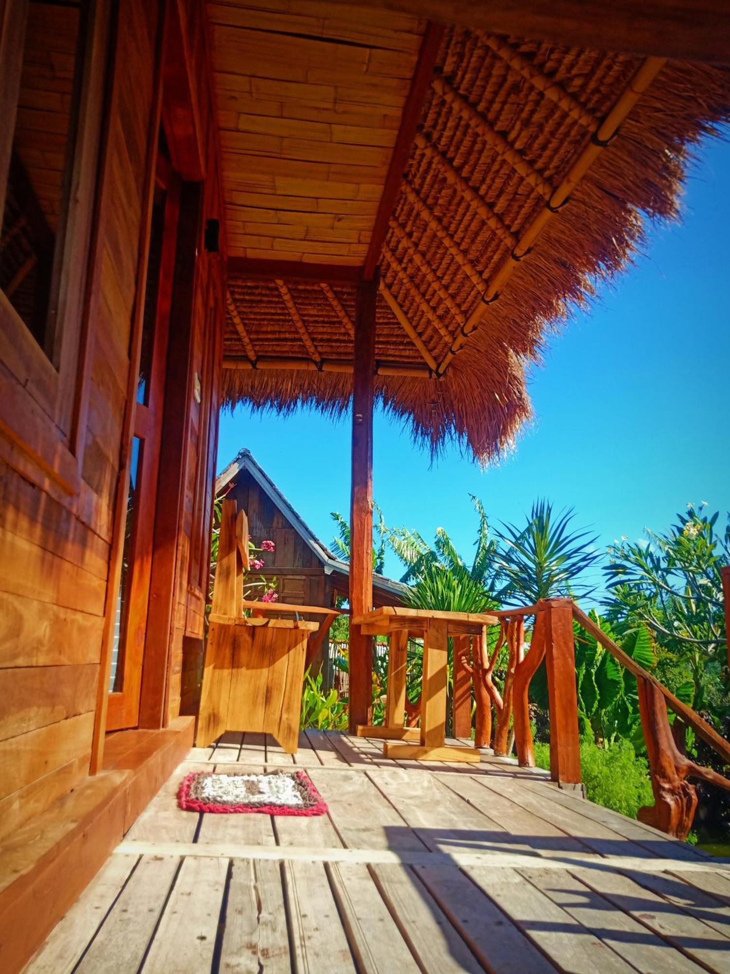 Umah Kayu 2-menjangan Banyuwedang