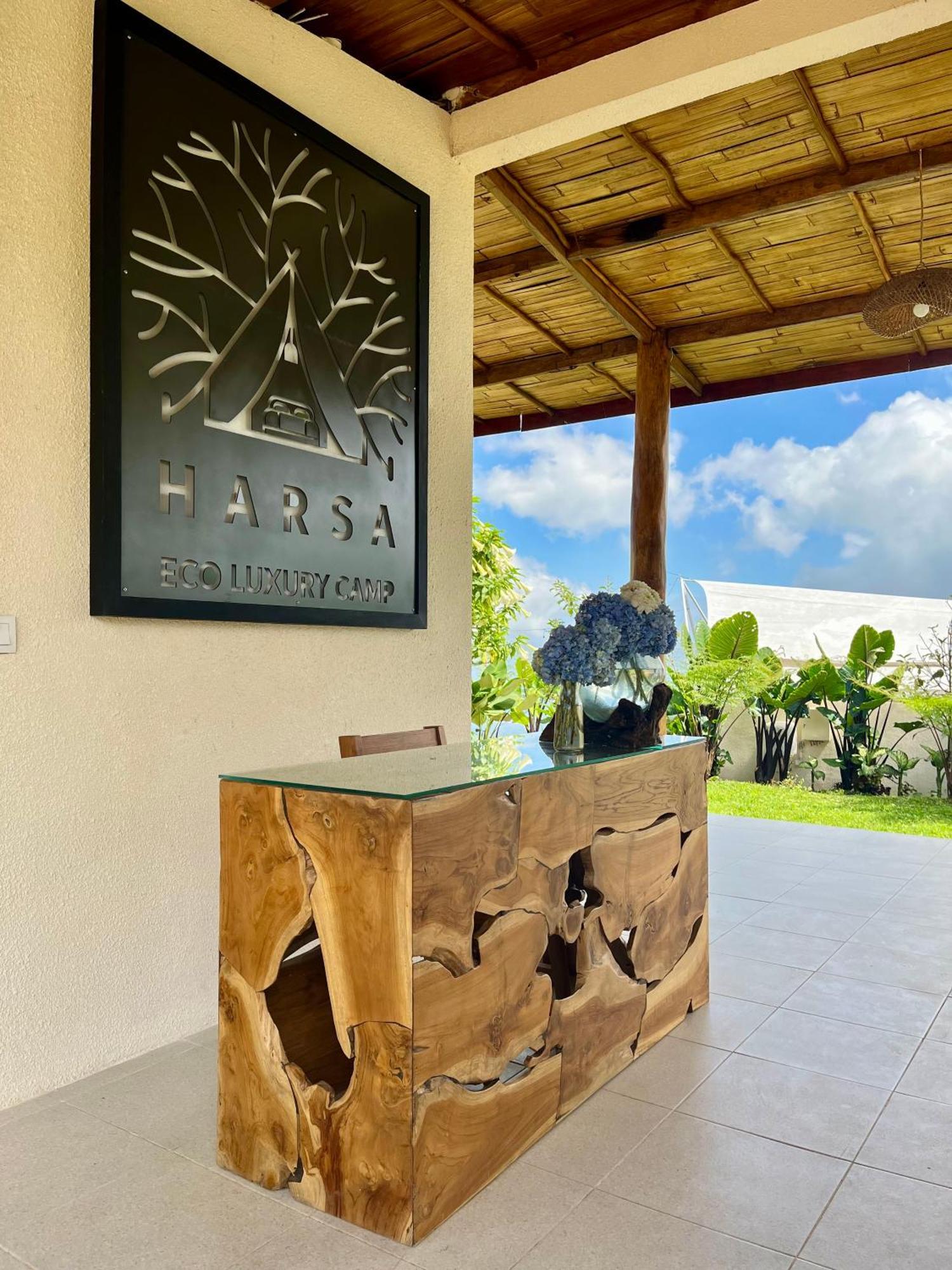 Tenda mewah Harsa Eco Luxury Camp Gobleg (Bali)