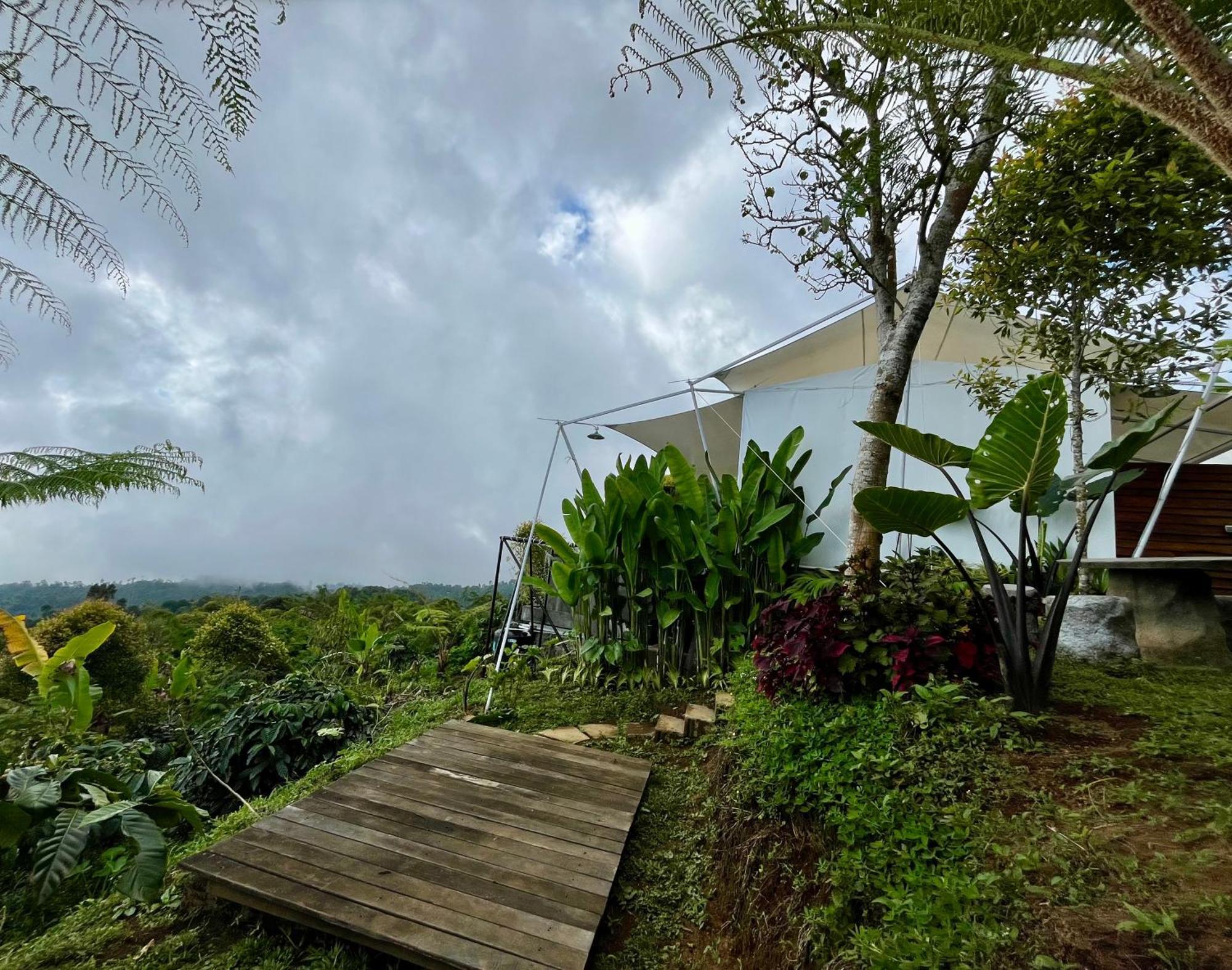 Harsa Eco Luxury Camp Tenda mewah *