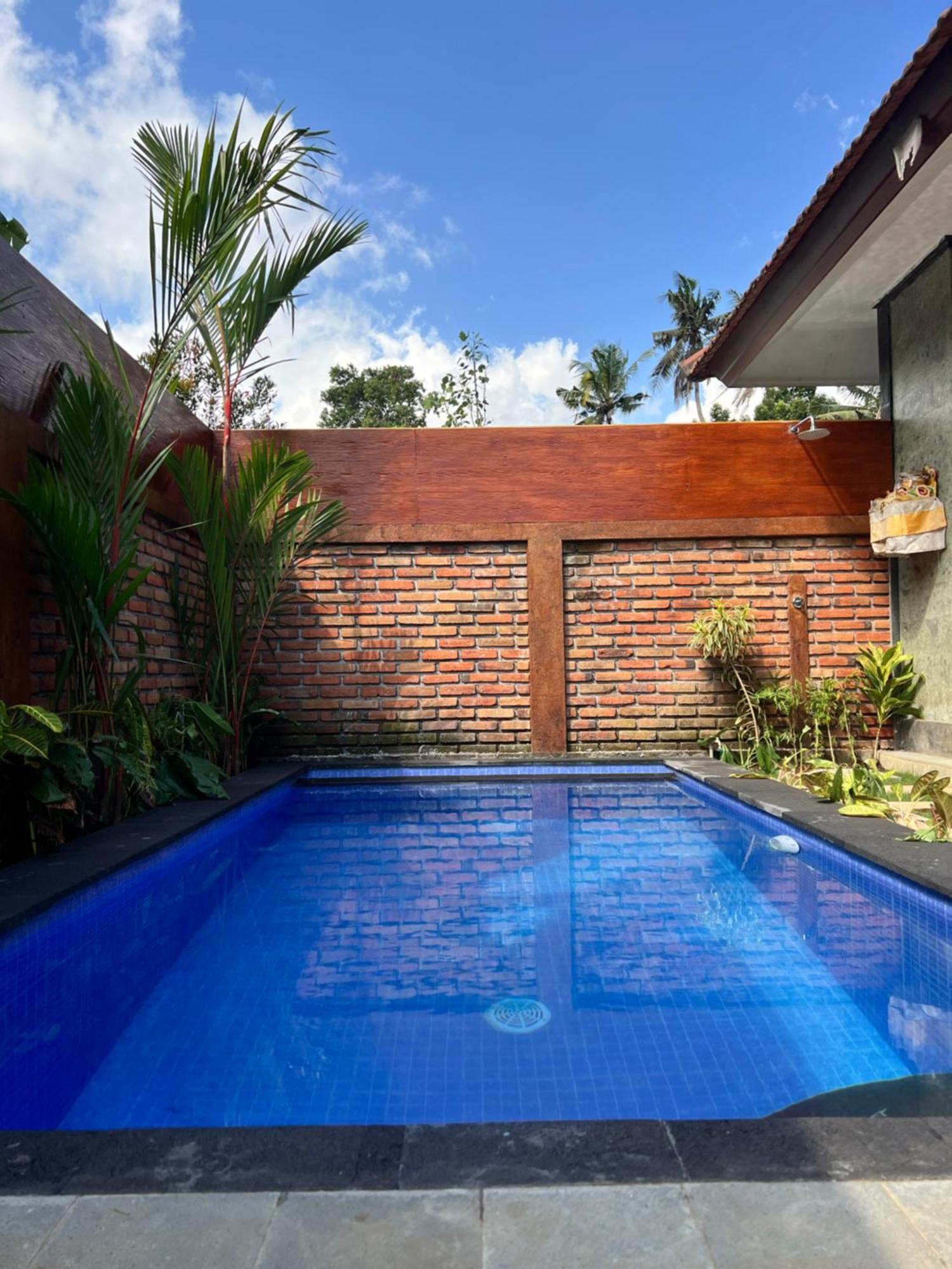 Arindra Private Pool