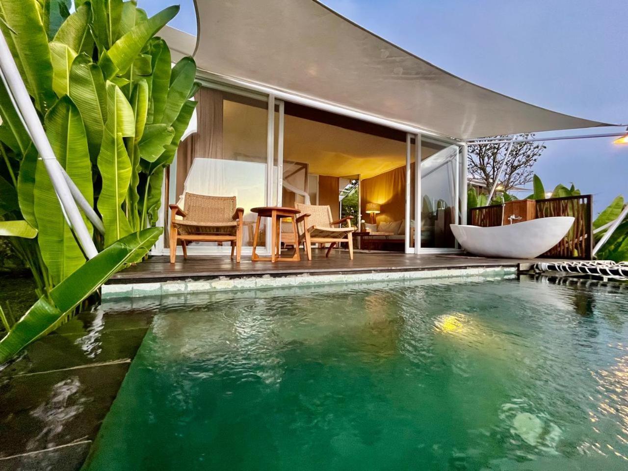 Tenda mewah Harsa Eco Luxury Camp *