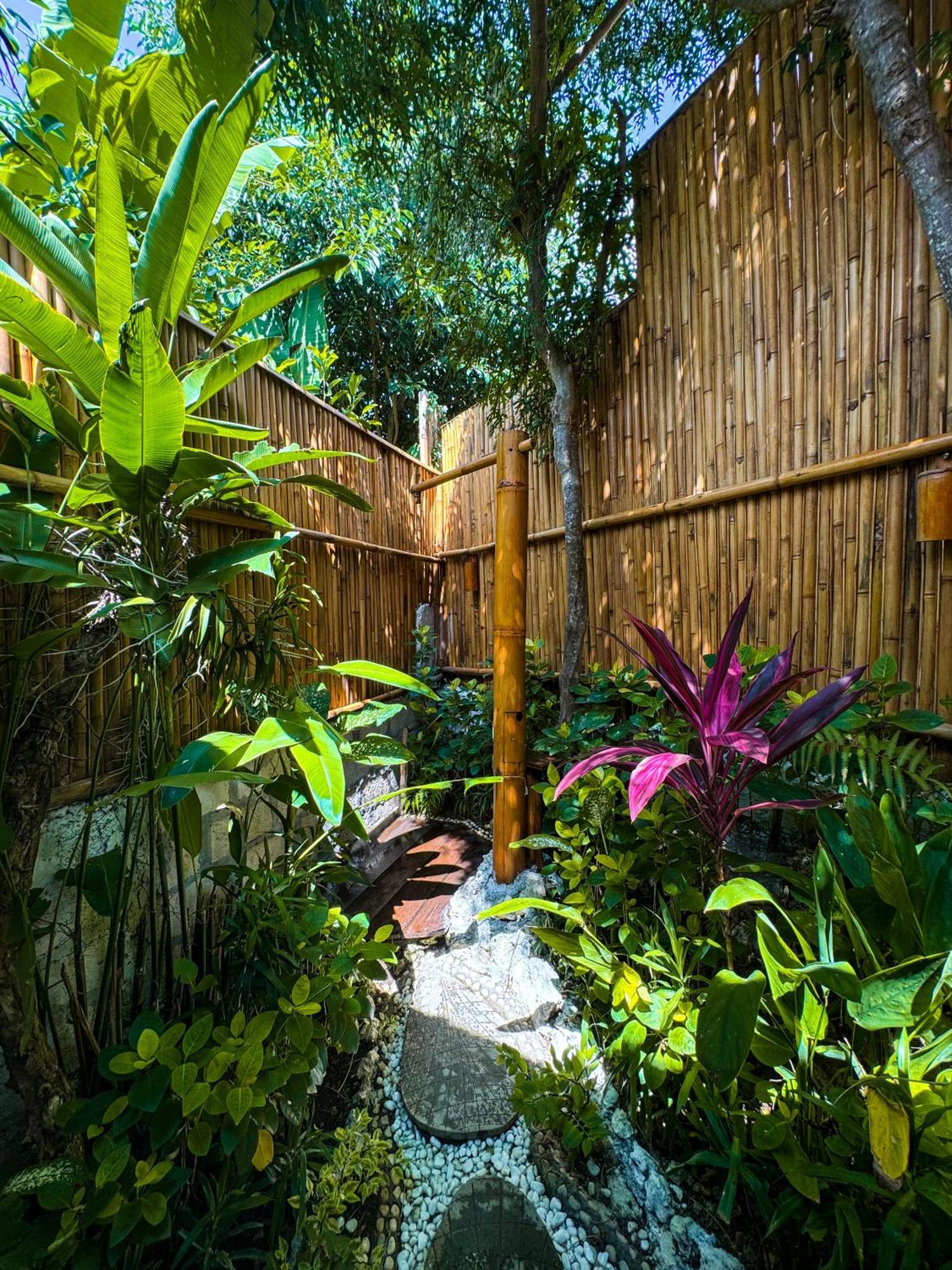 Holiday park Penida Bambu 4*