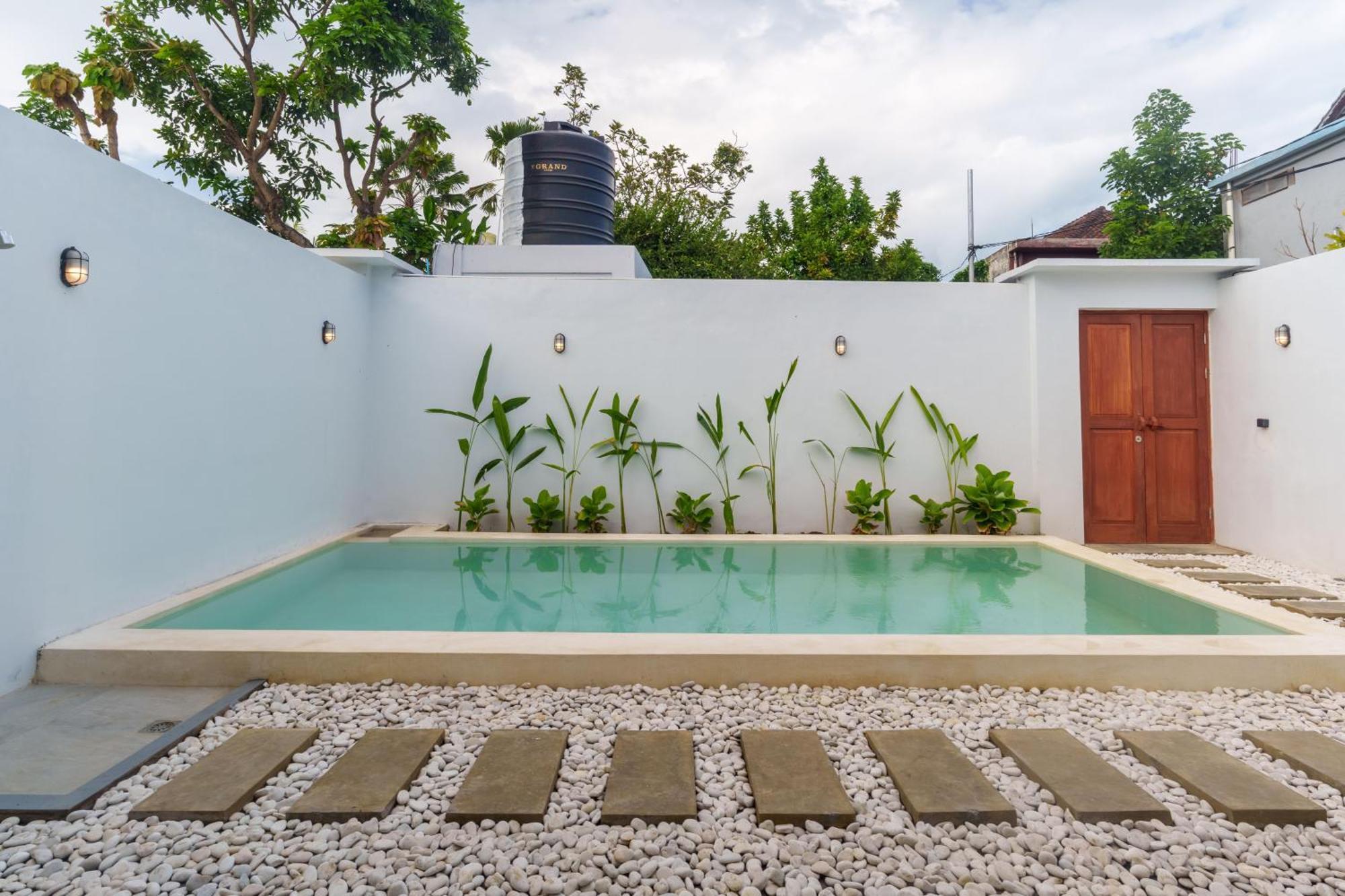 Hotel The Capital And Seminyak (Bali)