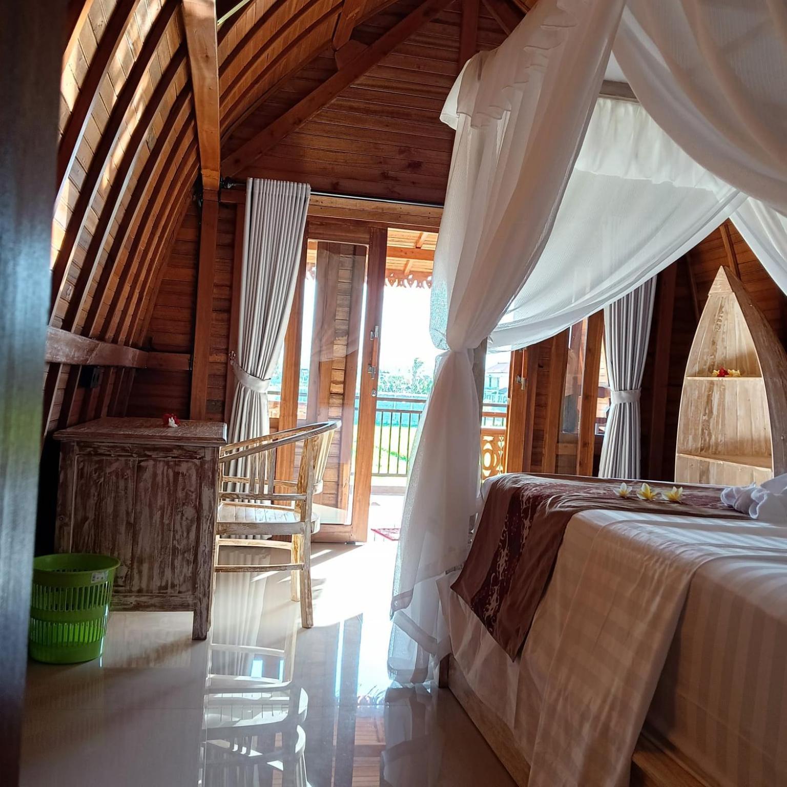 Agung * Amed (Bali)