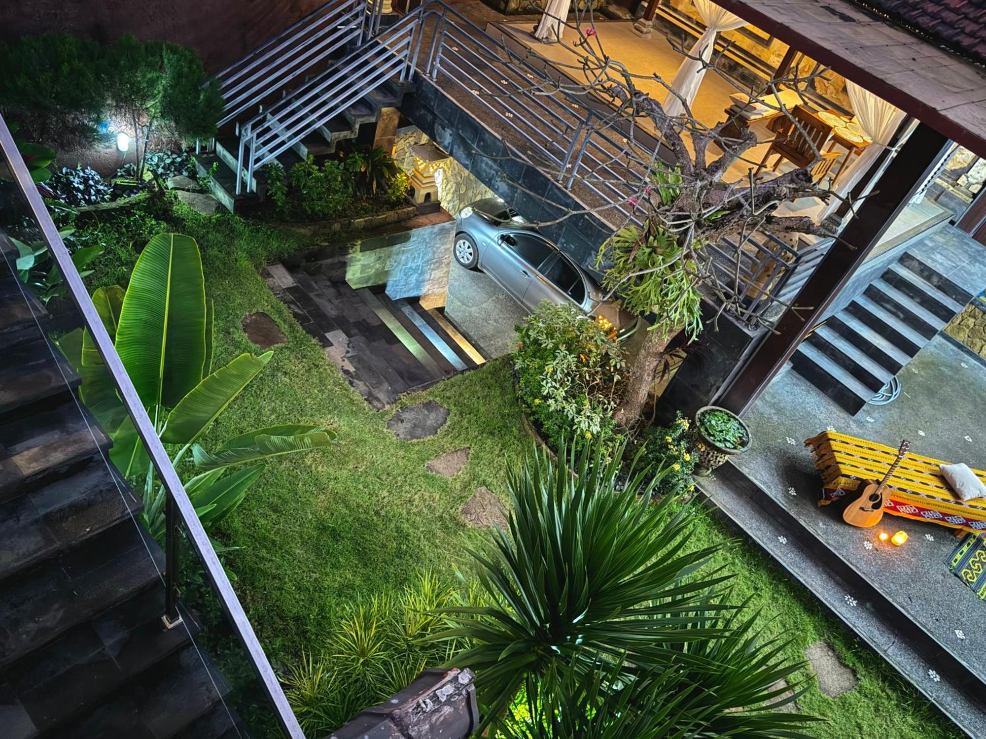 Maya Villa *