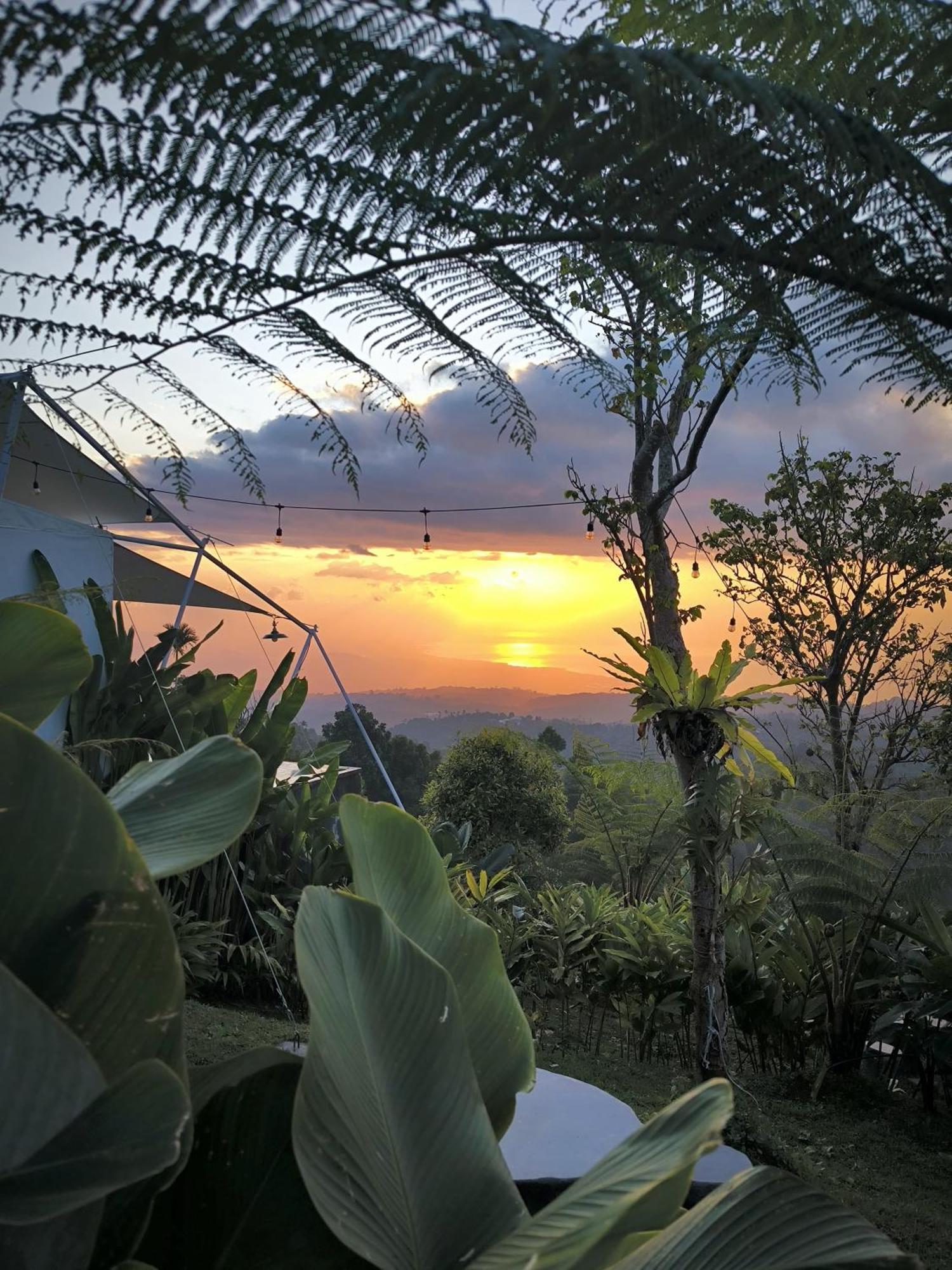 Tenda mewah Harsa Eco Luxury Camp