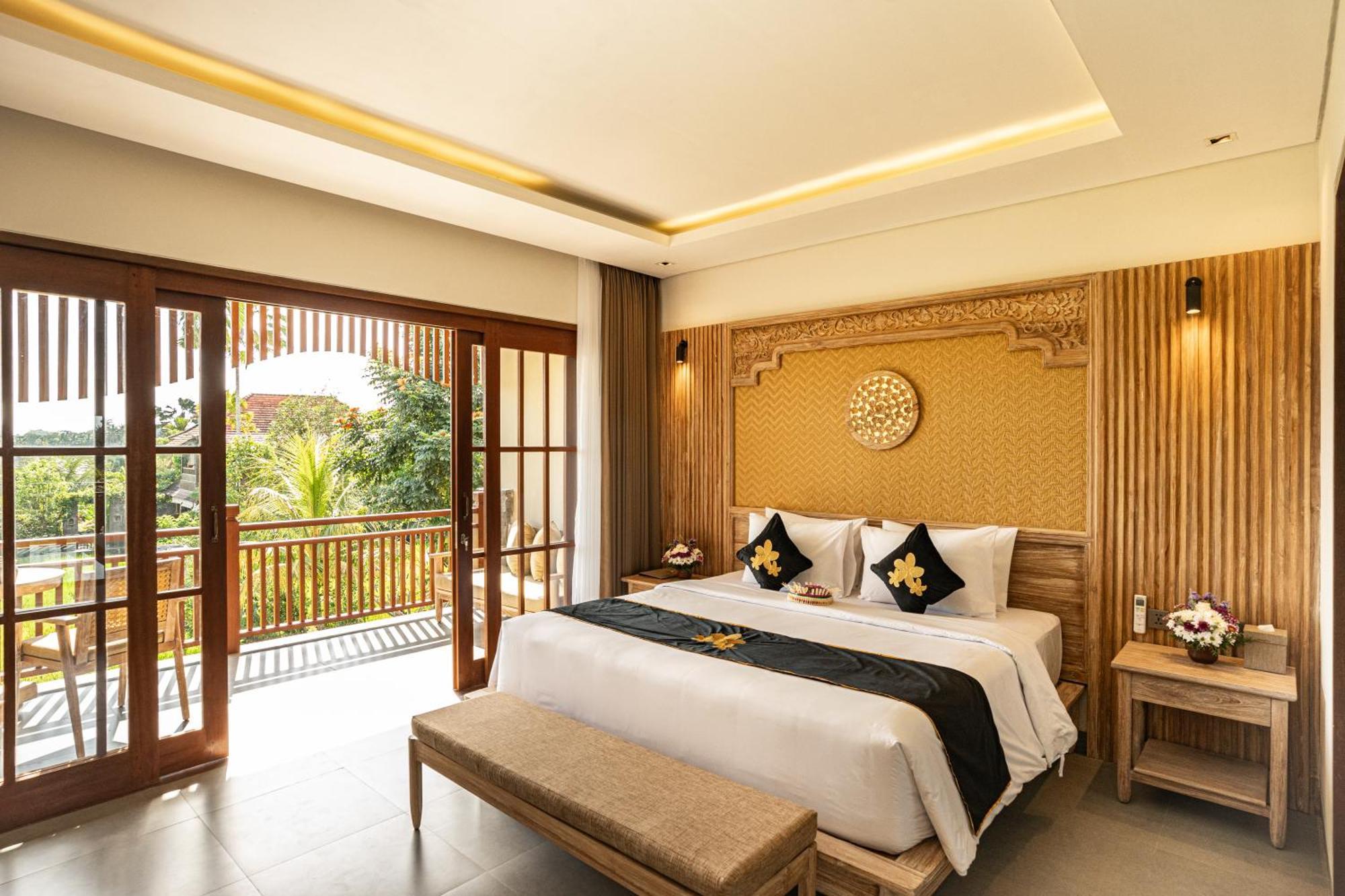 Bliss Hotel 4*