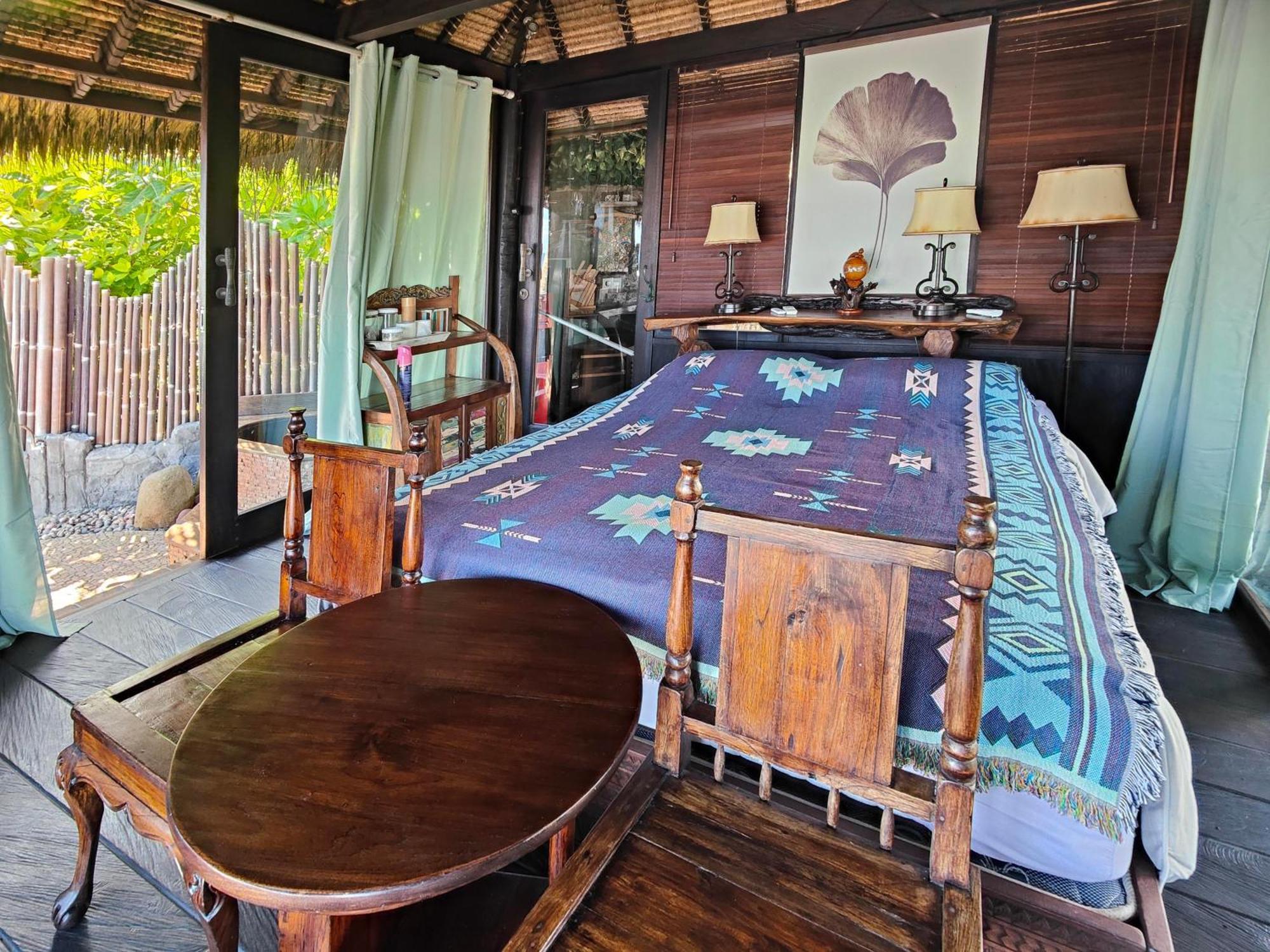 Beachfront Nixie And The Sea Villa *