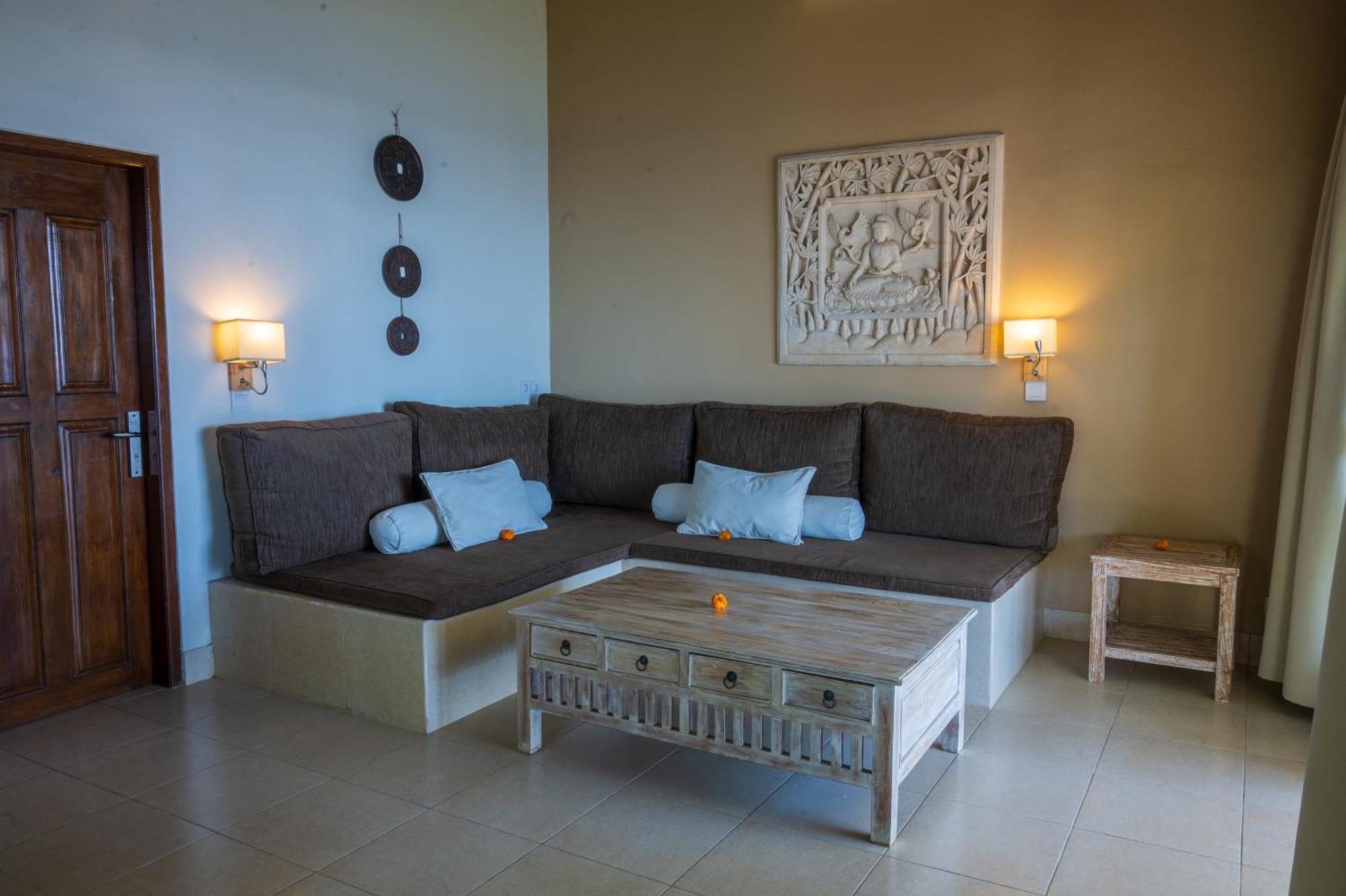 Relax Bali Dive & Ocean Front