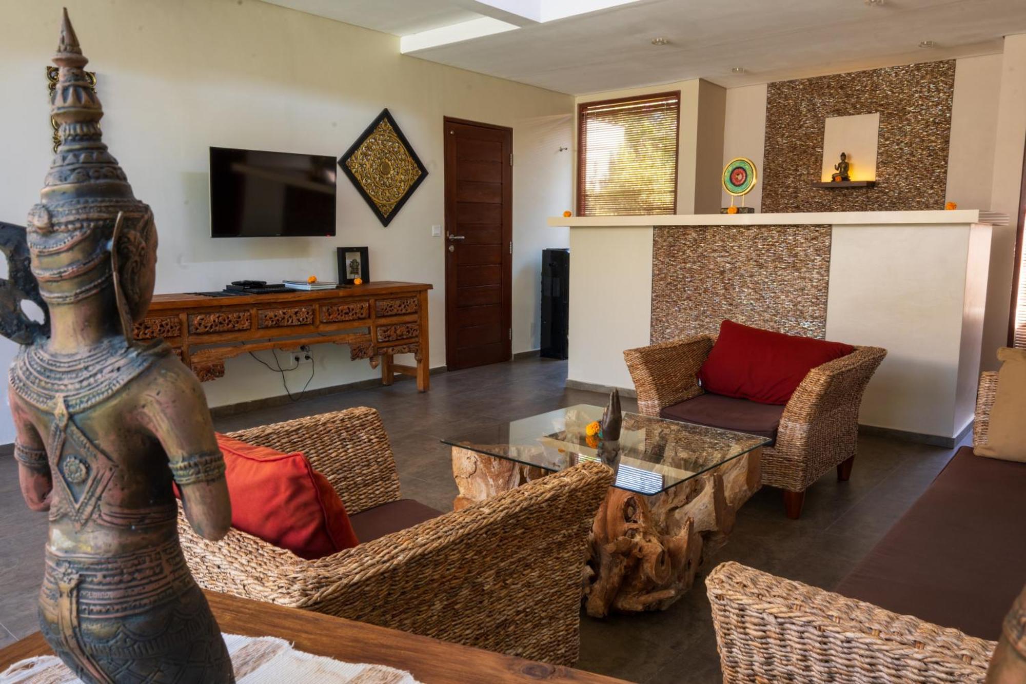 Relax Bali Dive & Ocean Front Holiday park Tulamben (Bali)