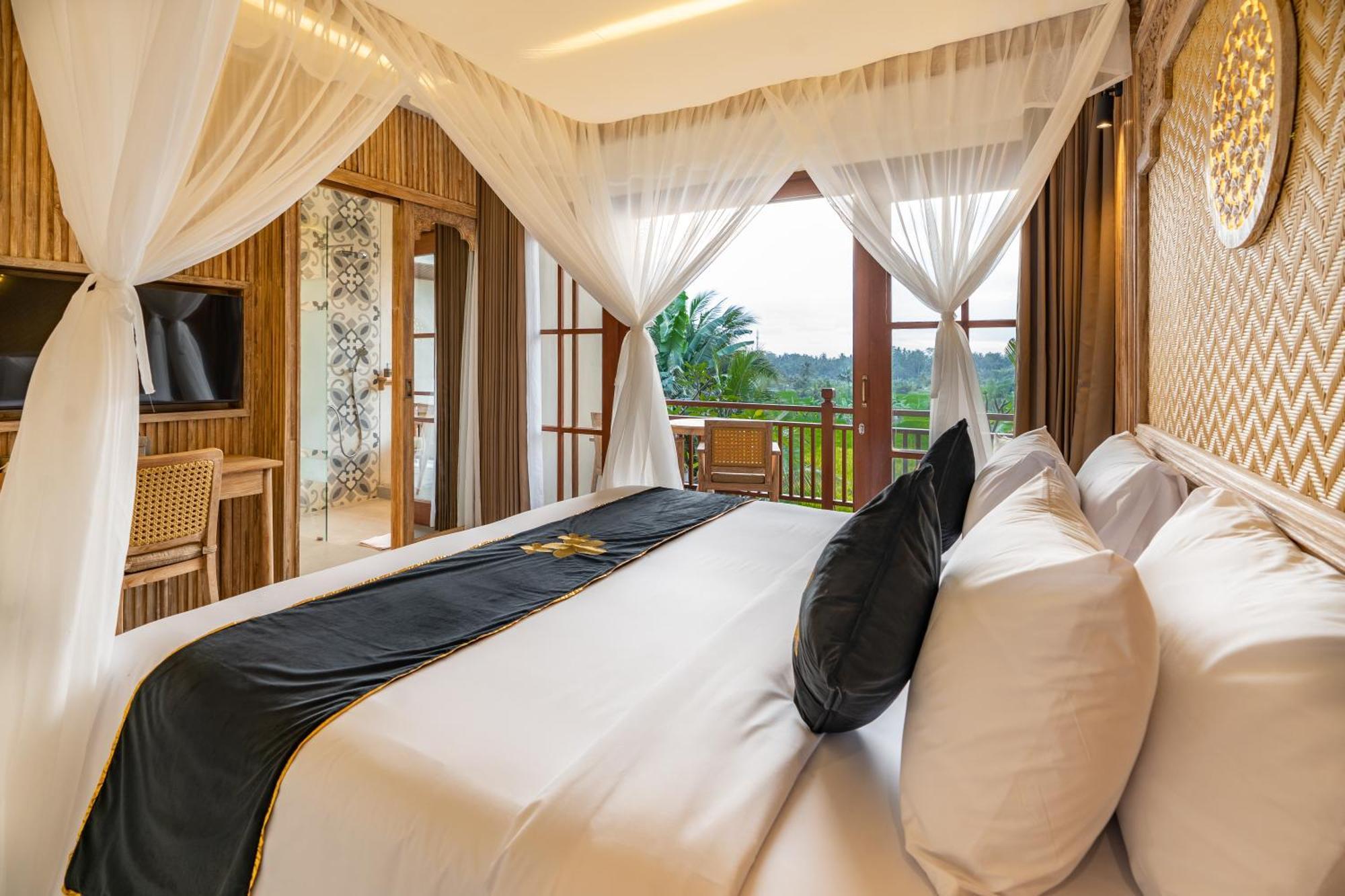 Hotel Bliss