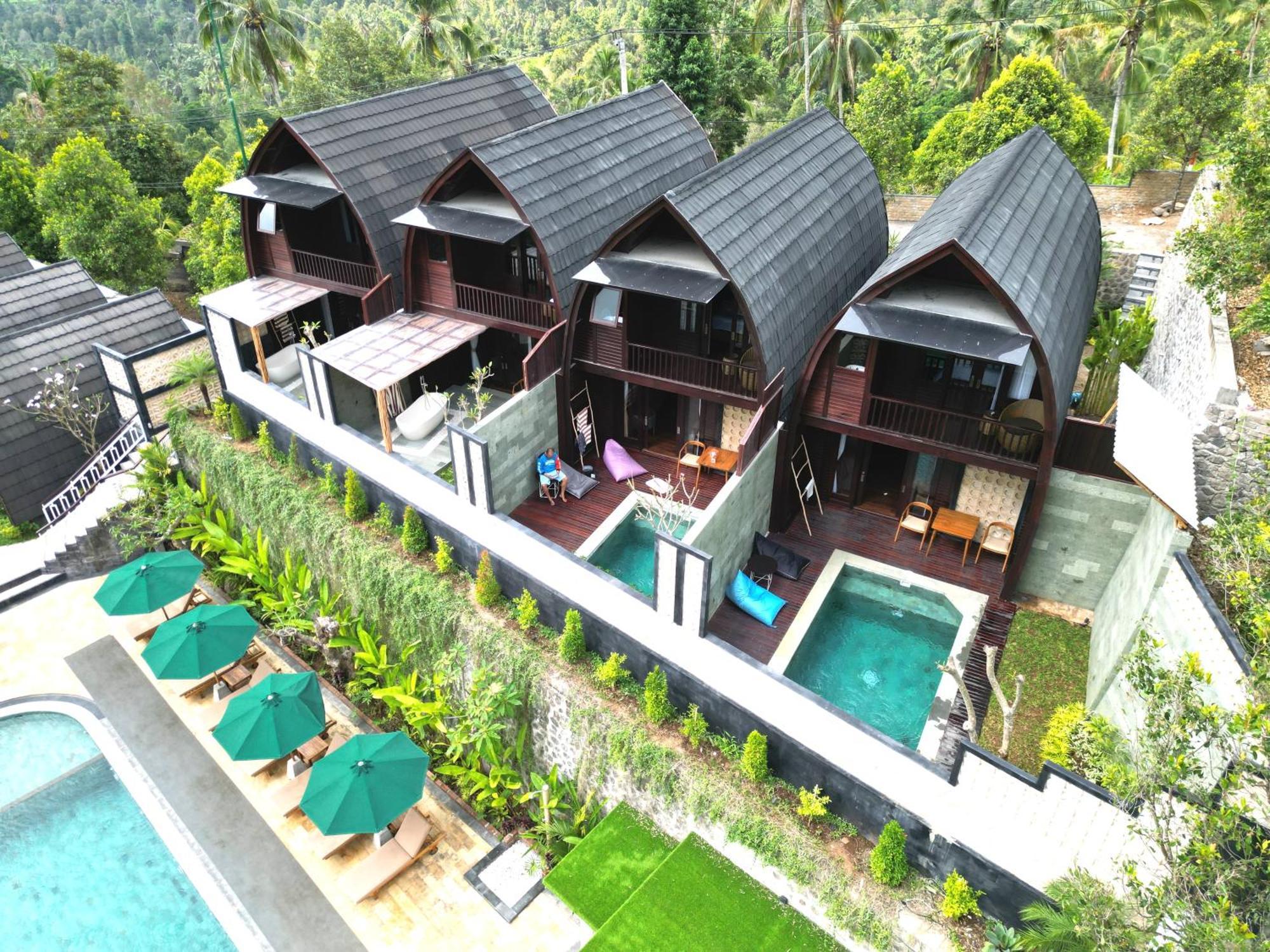 Hotel Munduk Kupang Sekumpul