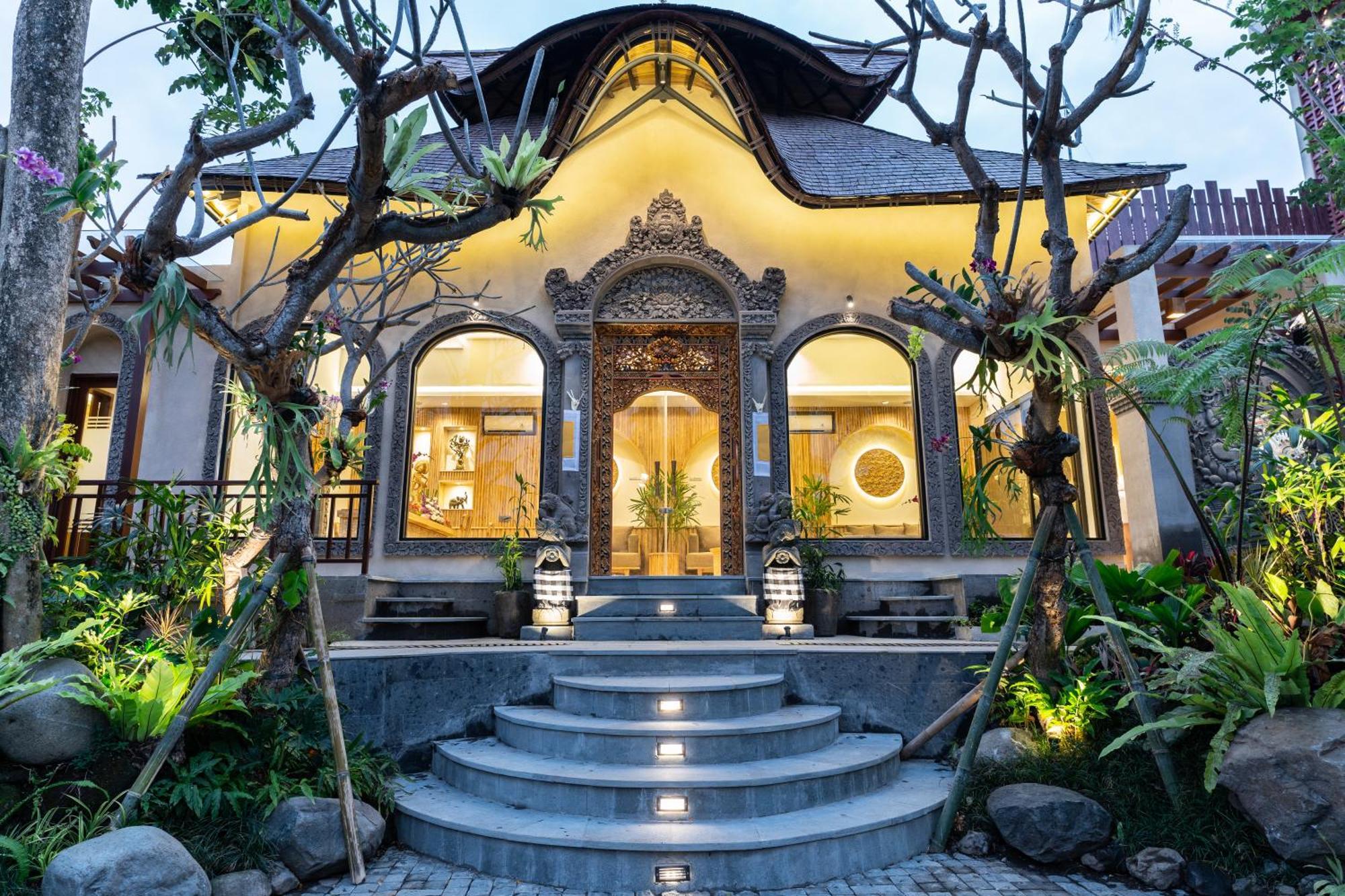 Hotel Bliss 4*